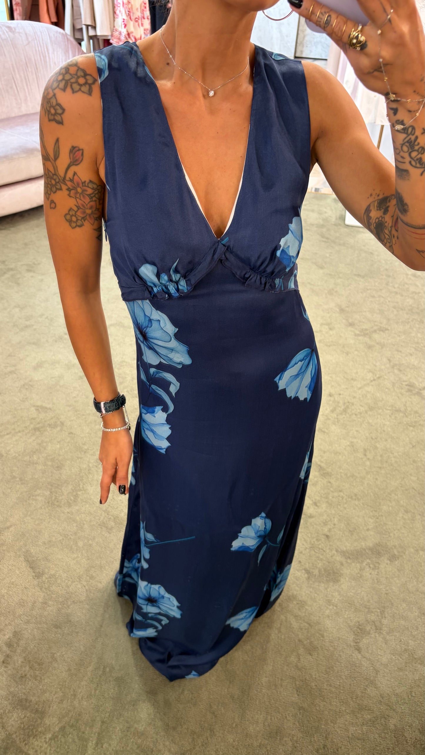 Abito ines lungo MAR DE MARGARITAS blu con fiori azzurri