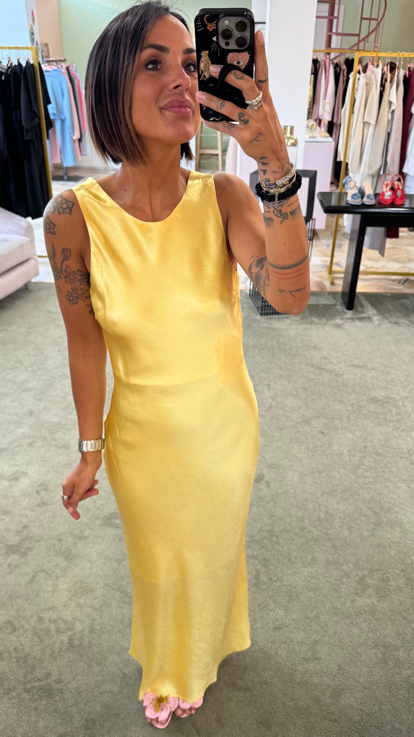 Abito lungo giallo in satin sl