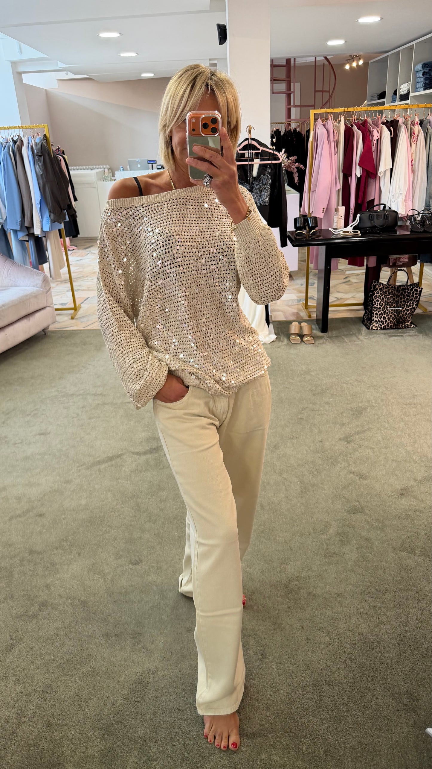 Maglia beige traforata con paillettes oversize fr