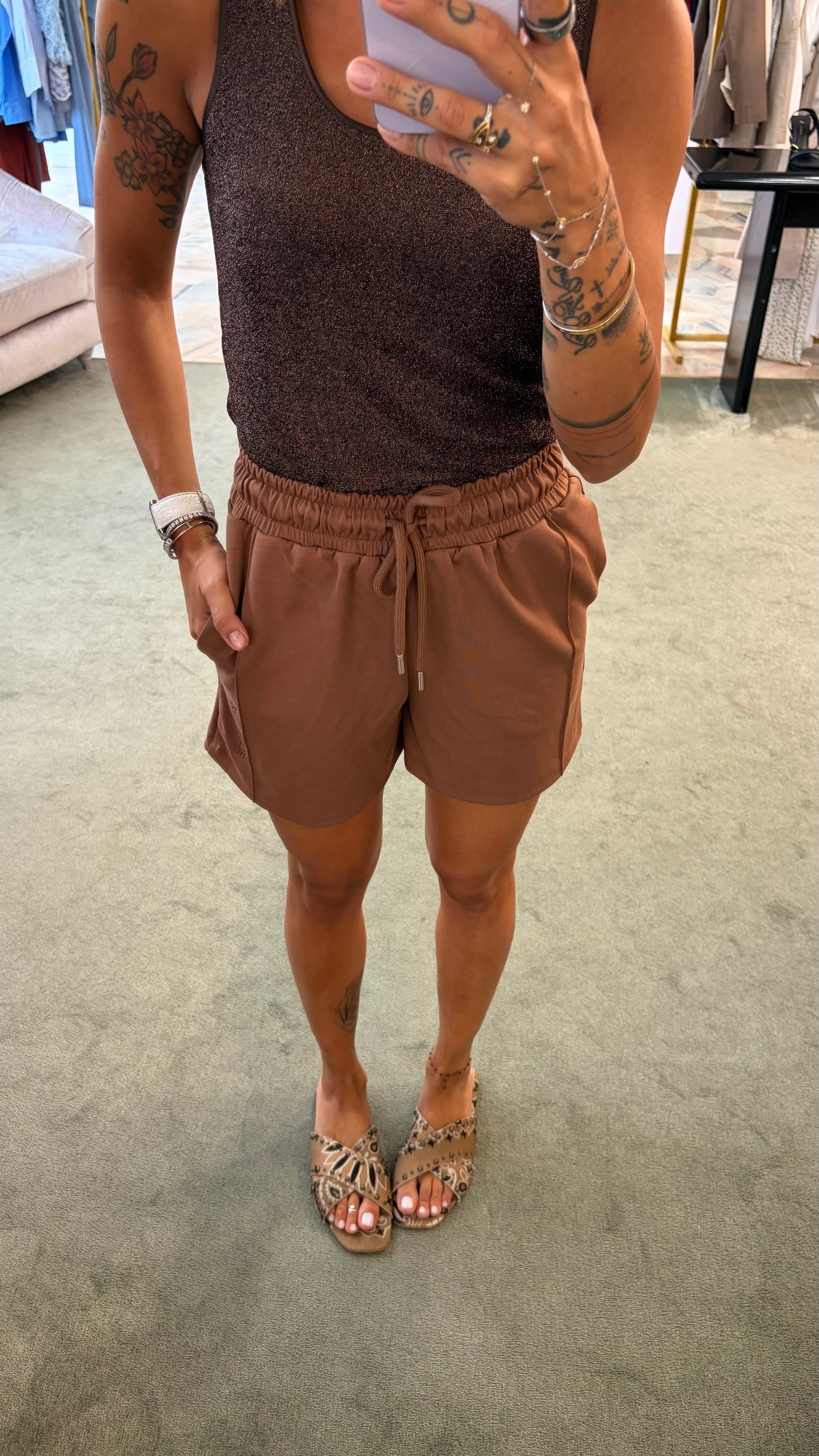 Shorts tabacco in viscosa Hinnominate