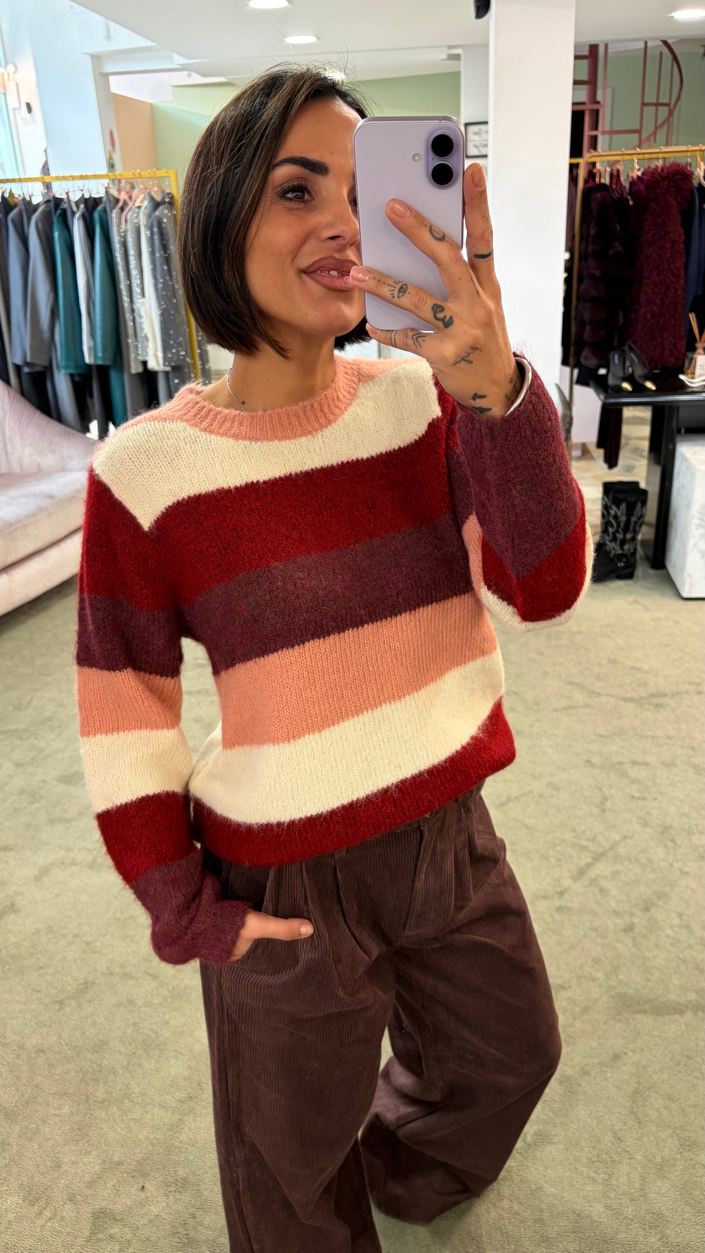 Pantaloni prugna a costine in velluto gl