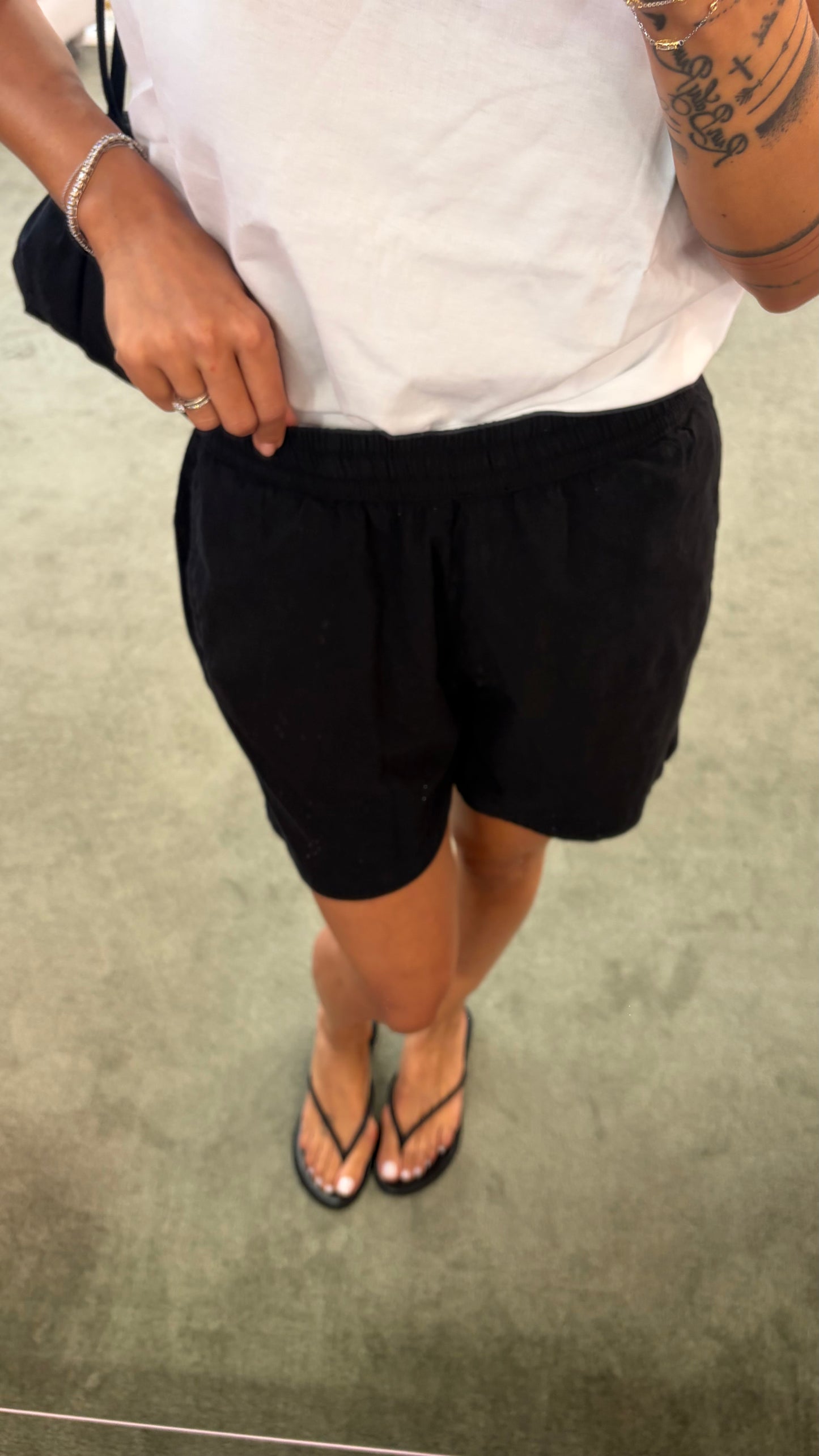 Shorts nero con elastico jx