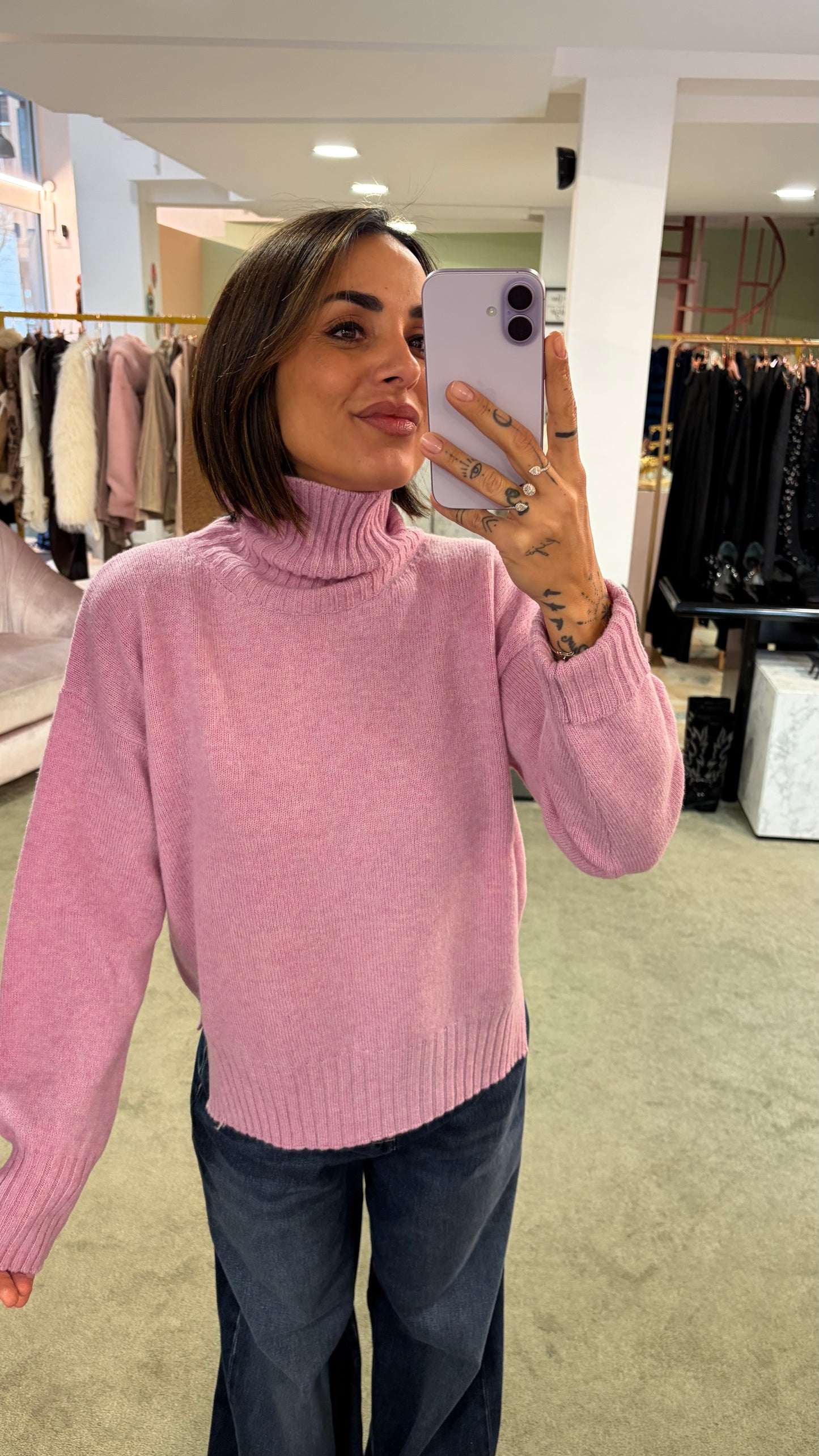 Dolcevita rosa peonia a scatoletta in lana Irish