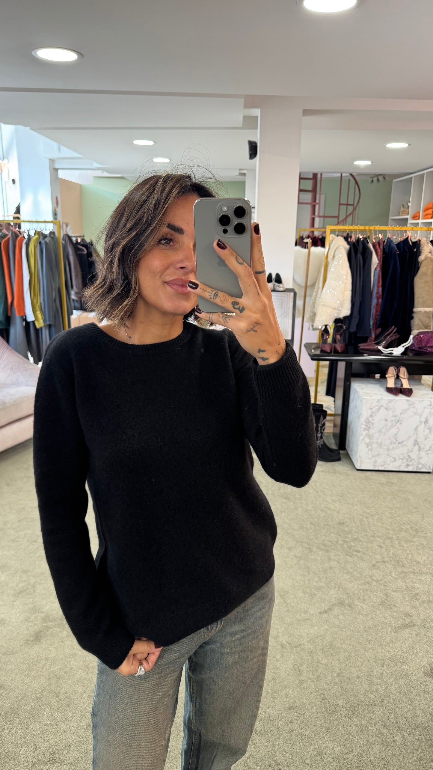 Maglione nero girocollo in cashmere sl