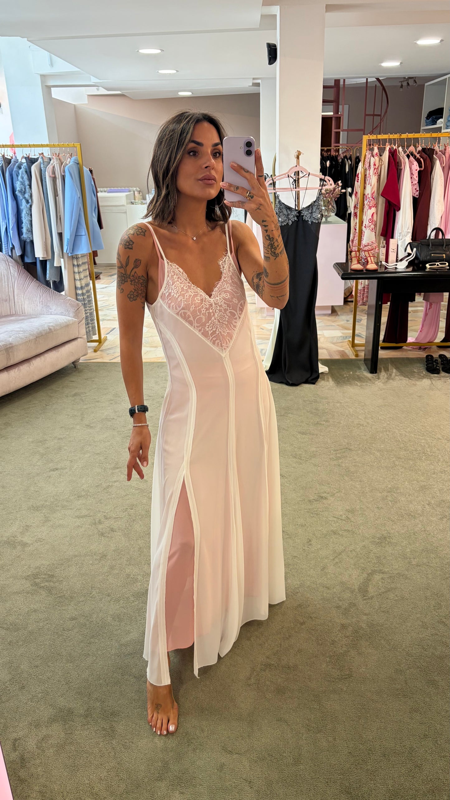 Abito lungo rosa e bianco sottoveste con inserti in pizzo fr
