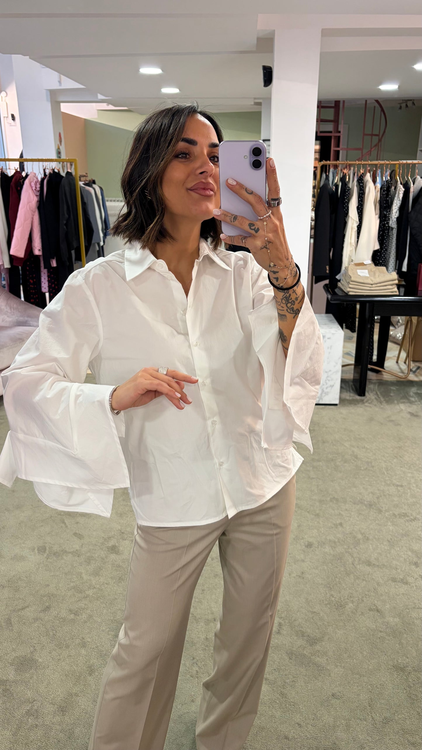 Camicia bianca in cotone manica ampia sl