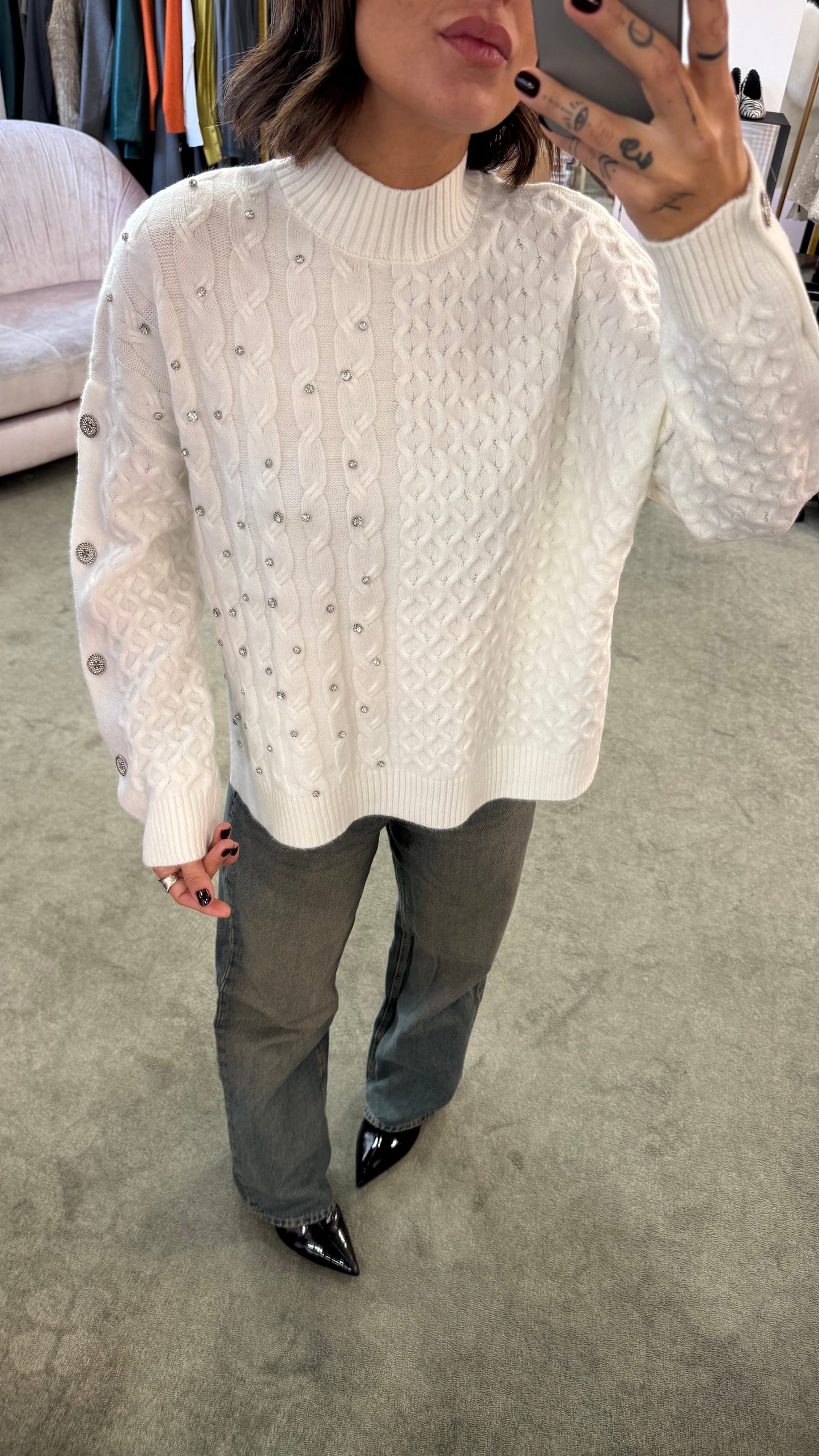 Maglione bianco a trecce con pietre fr