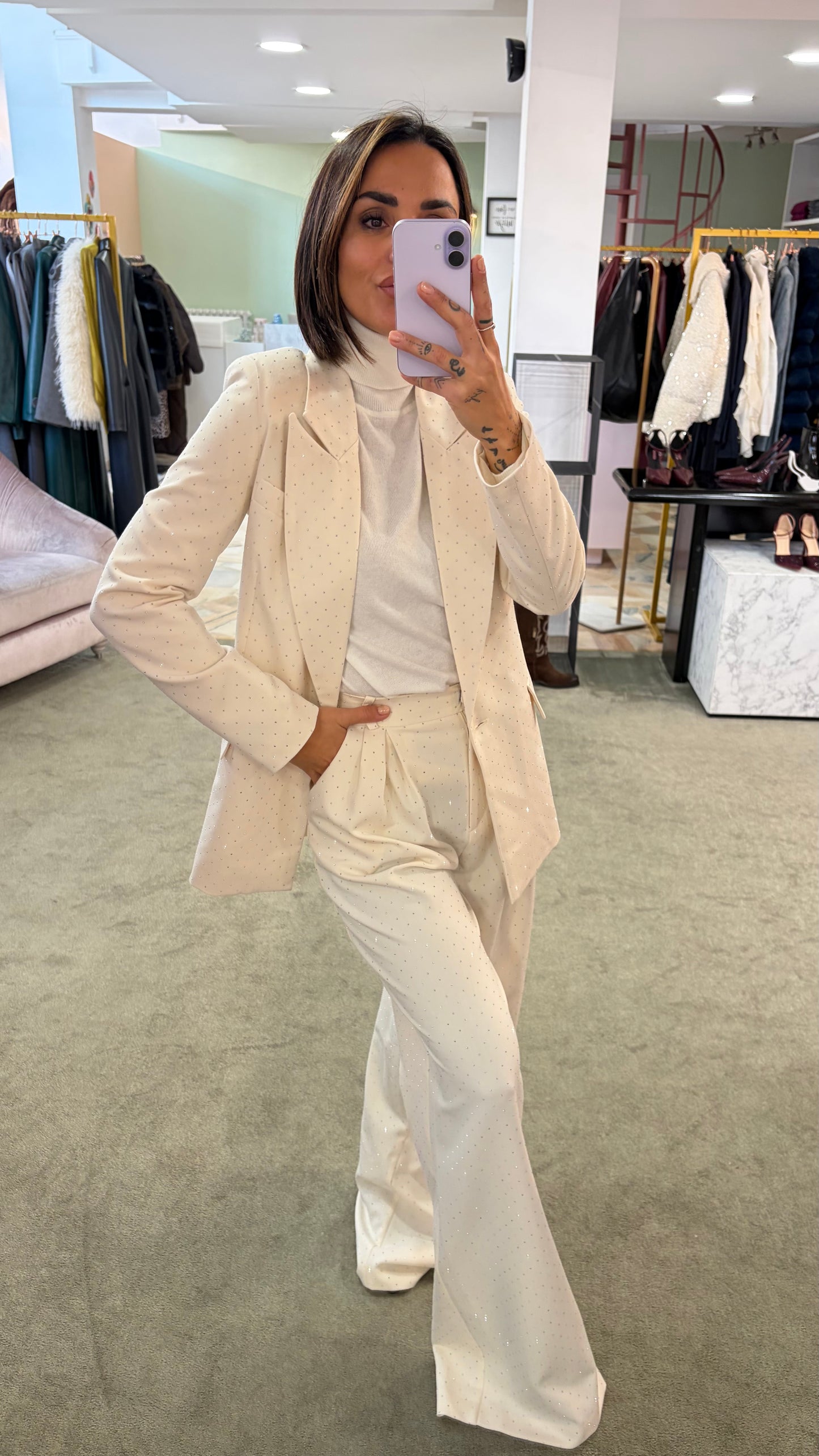 Pantaloni crema in raso crystal wide leg Actualee