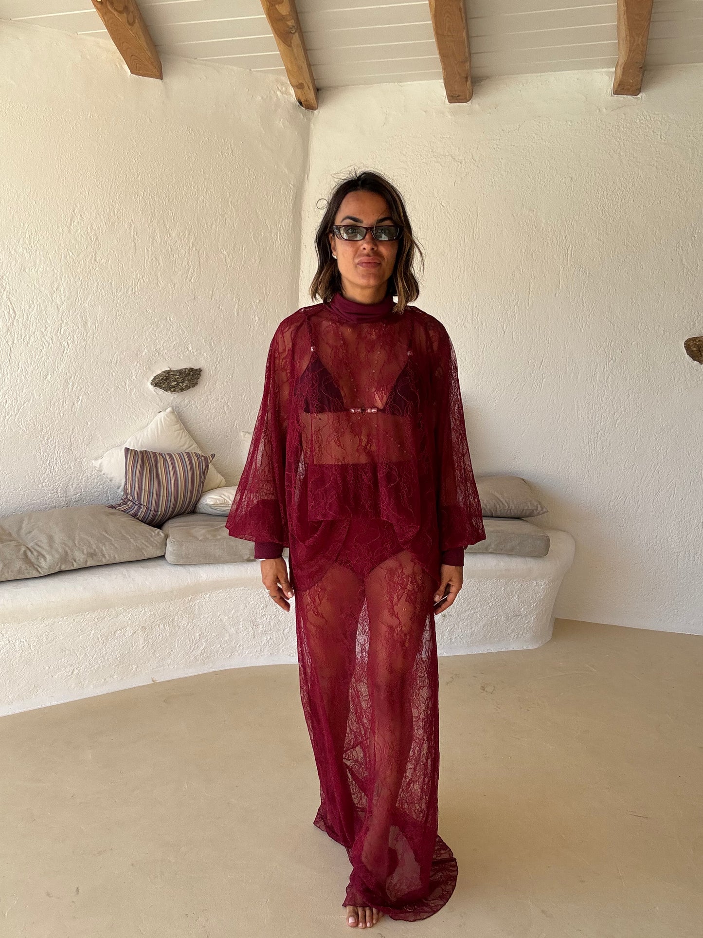 Blusa lupetto bordeaux in pizzo ks