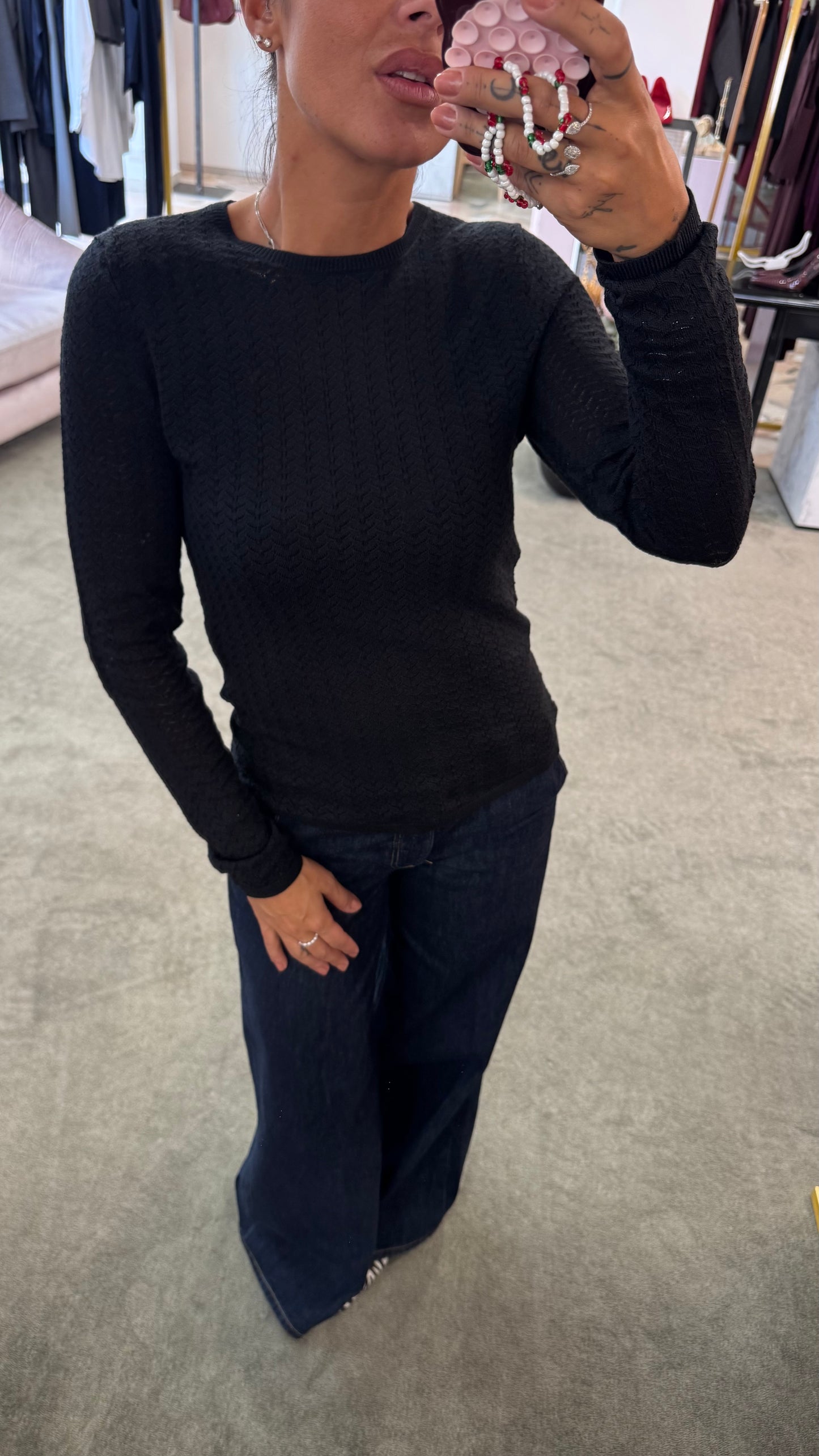 Maglia nera maniche lunghe lavorata sl