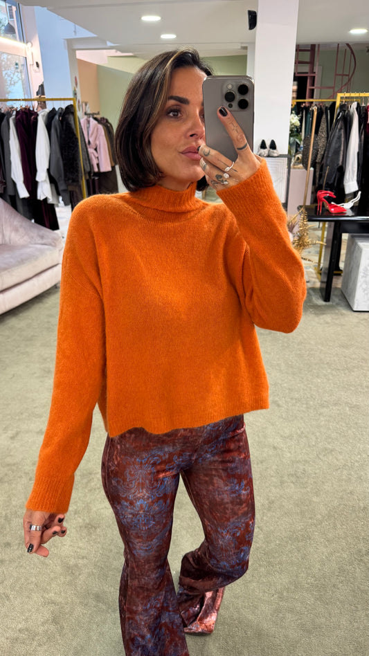 Maglione lupetto arancio terracotta lh