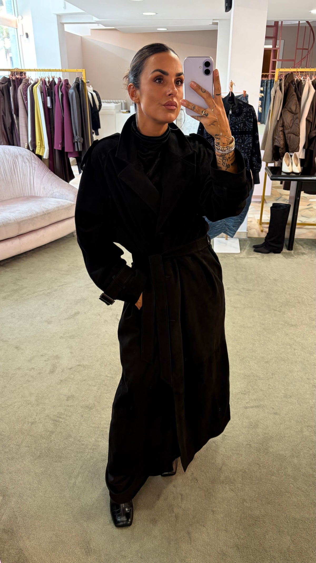 Trench nero lungo con cintura in pelle scamosciata Marsem