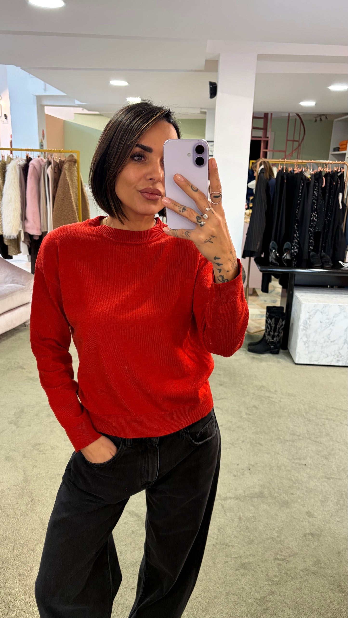 Maglione girocollo rosso ay