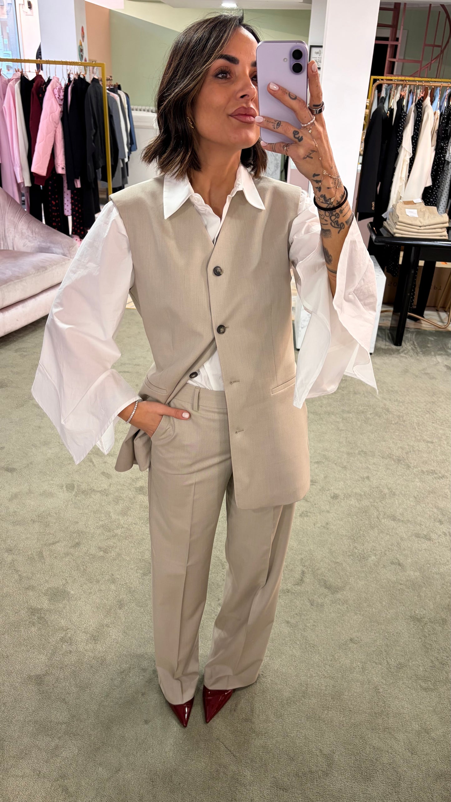 Gilet lungo beige melange effetto blazer con cinturina sl