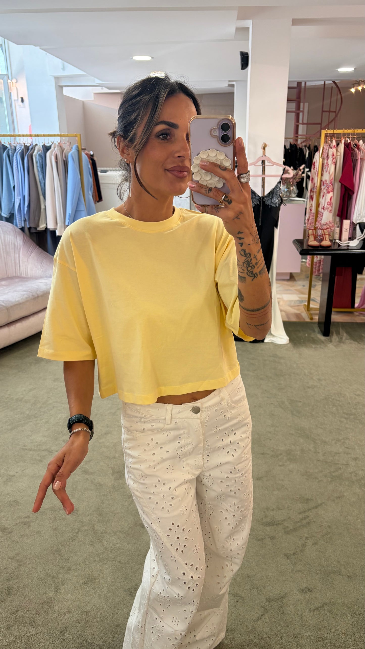 T-shirt crop gialla pastello jx
