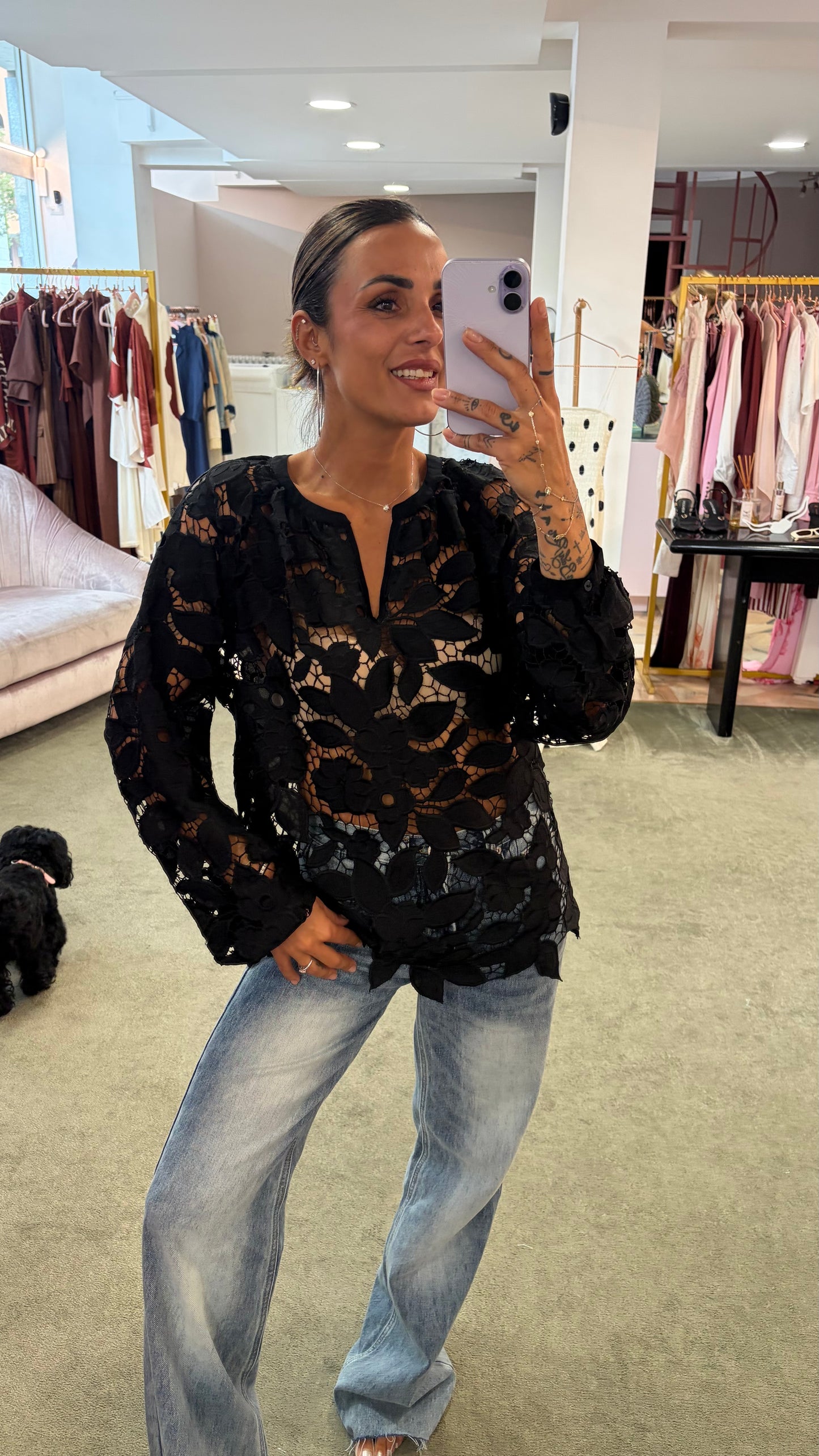Camicia nera coreana foglie  traforata manica lunga sy