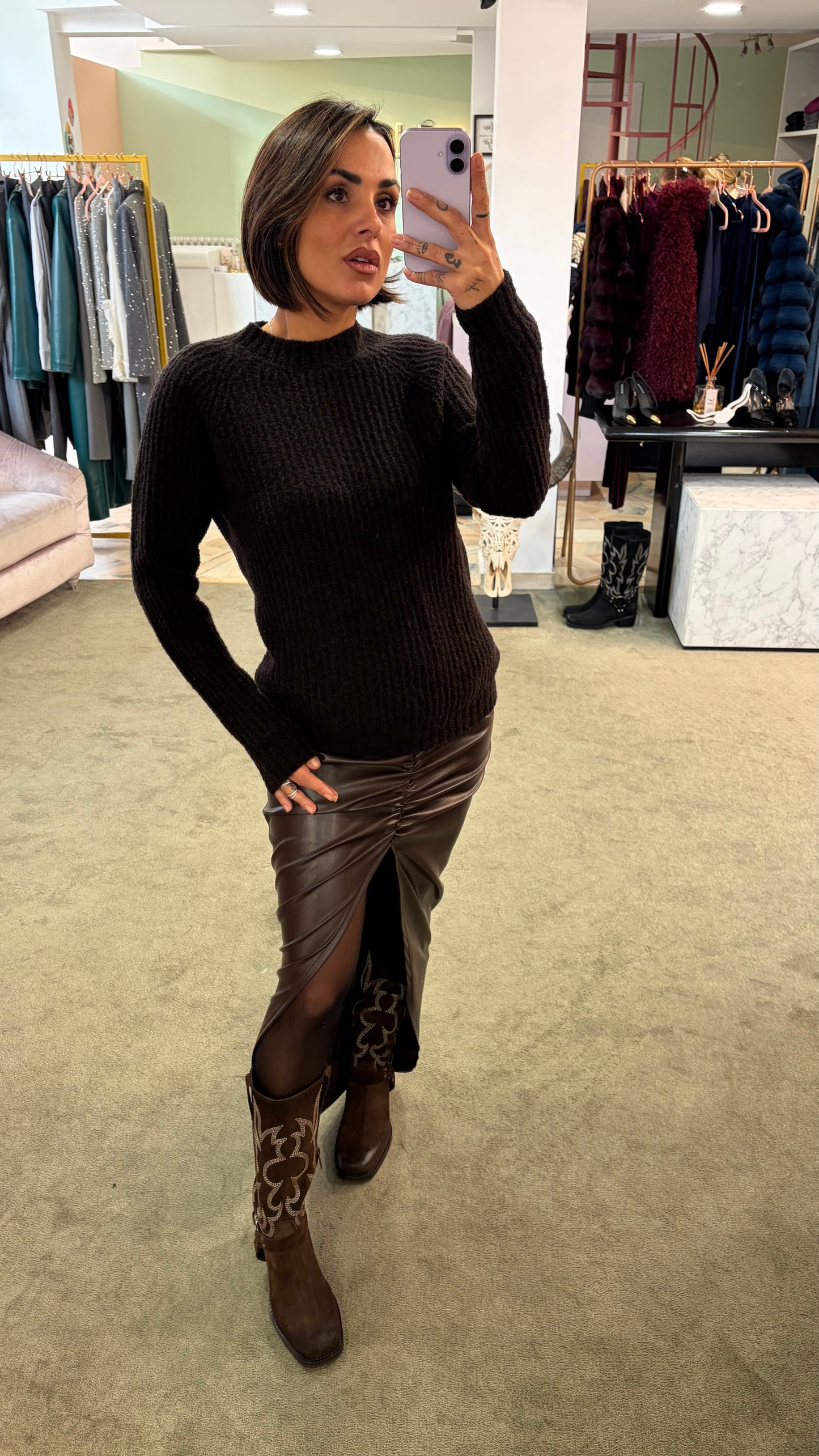 Maglione girocollo marrone cioccolato a costine Irish