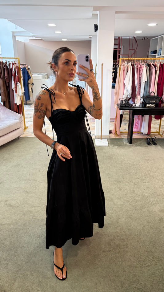 Abito nero bustier e laccetti gl