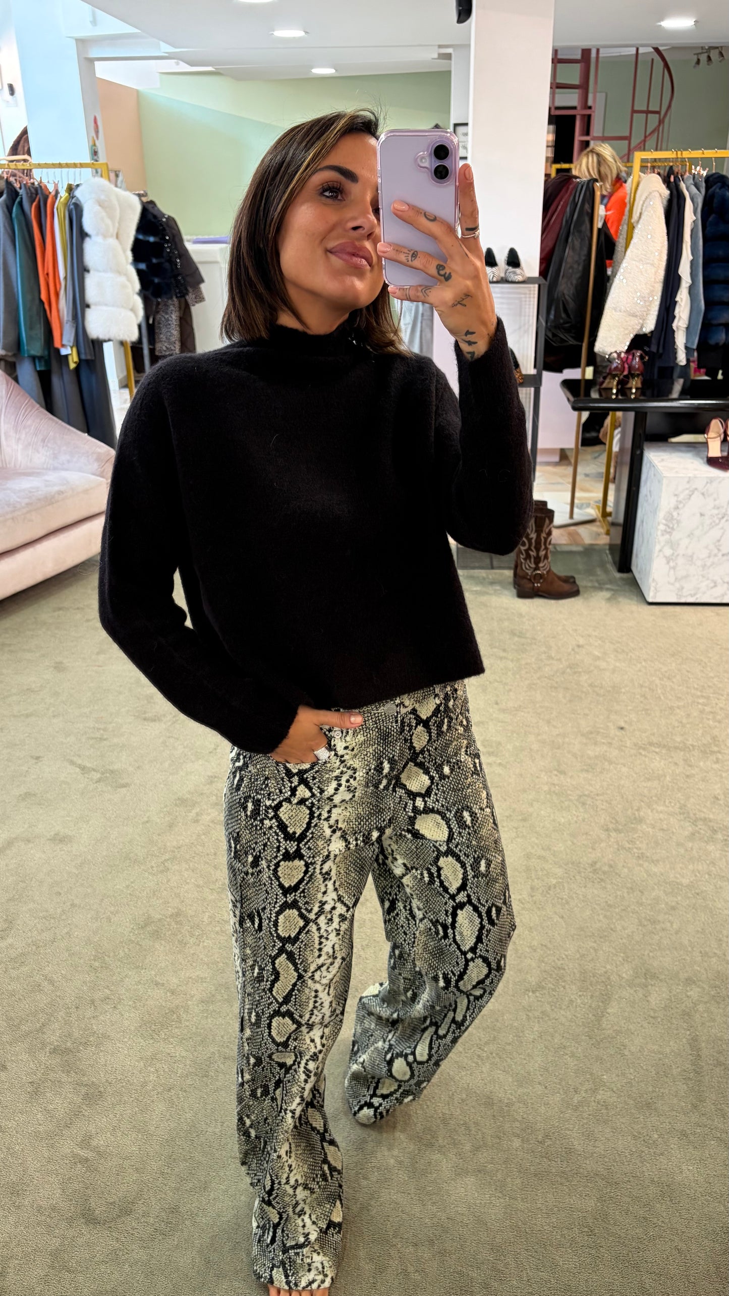 Pantaloni pitonati a costine in velluto jx