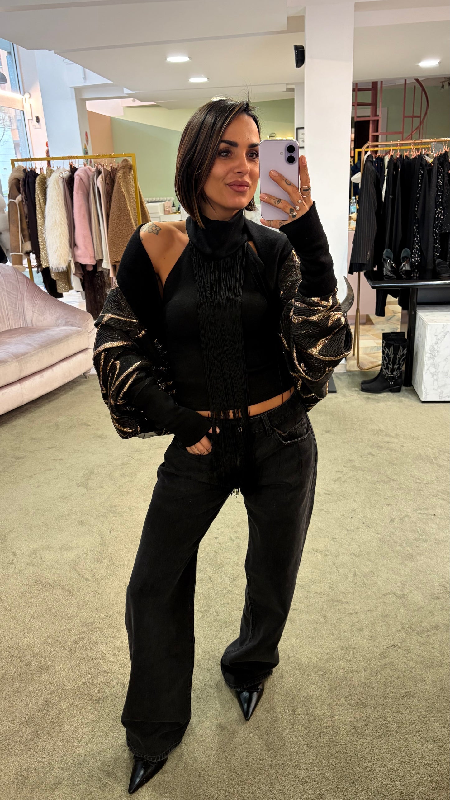 Maxi corprispalle nero con foglie oro mq