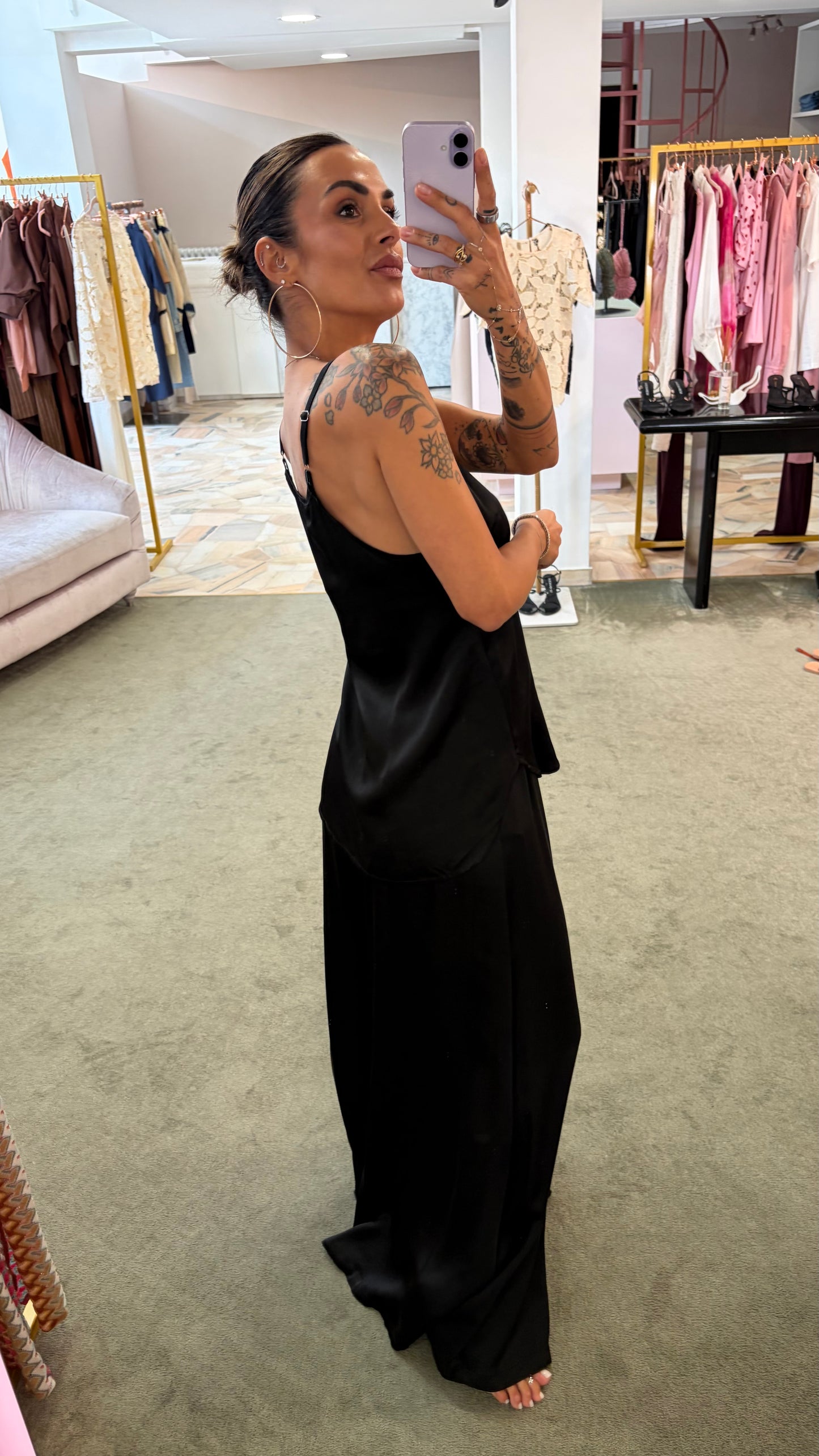 Canotta nera in satin ay