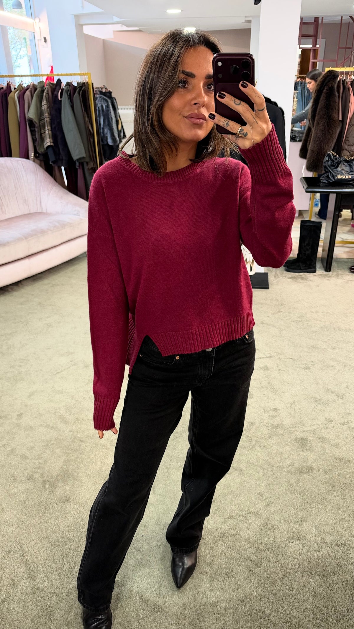 Maglione bordeaux con spacchi asimmetrici tk