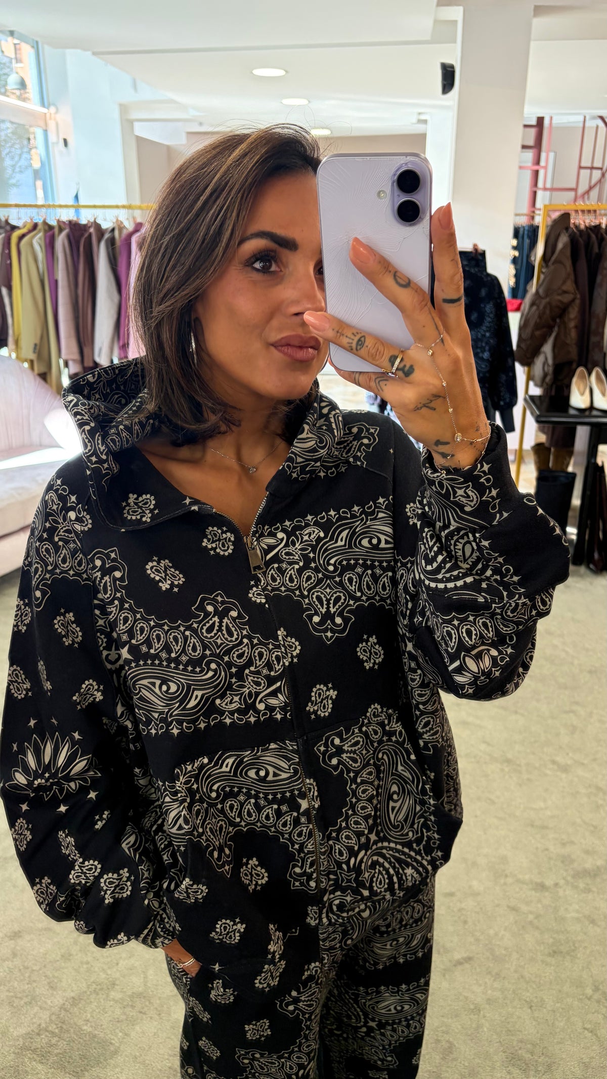 Felpa bandana nera con cappuccio e zip Don't@Me