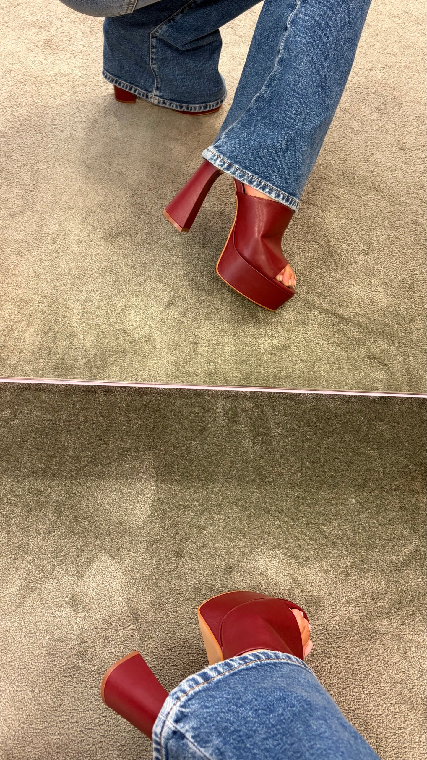 Sabot bordeaux in pelle con plateau