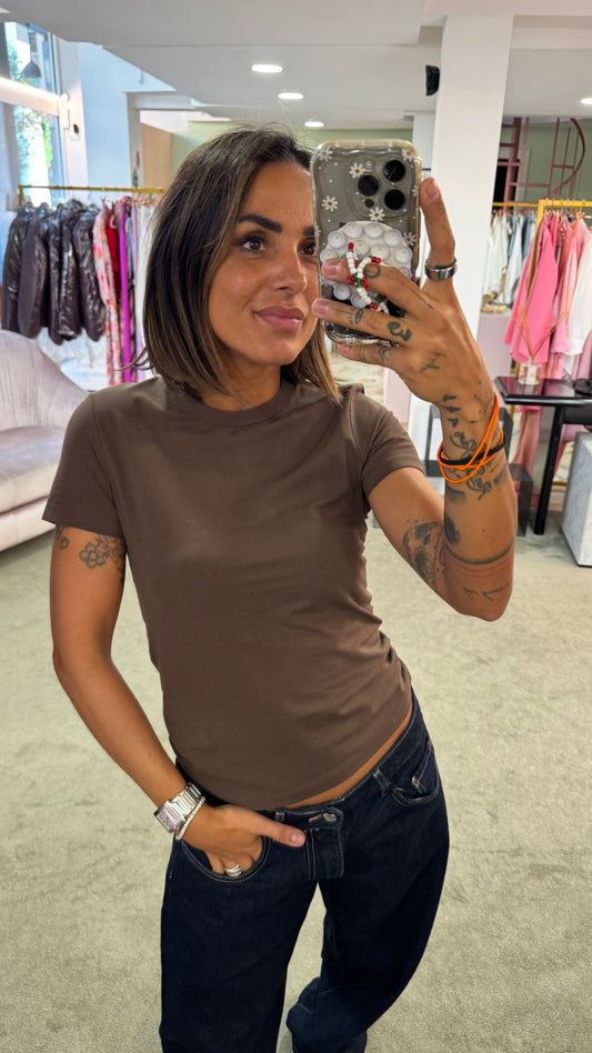 T-shirt gigi cioccolato slim basica jx