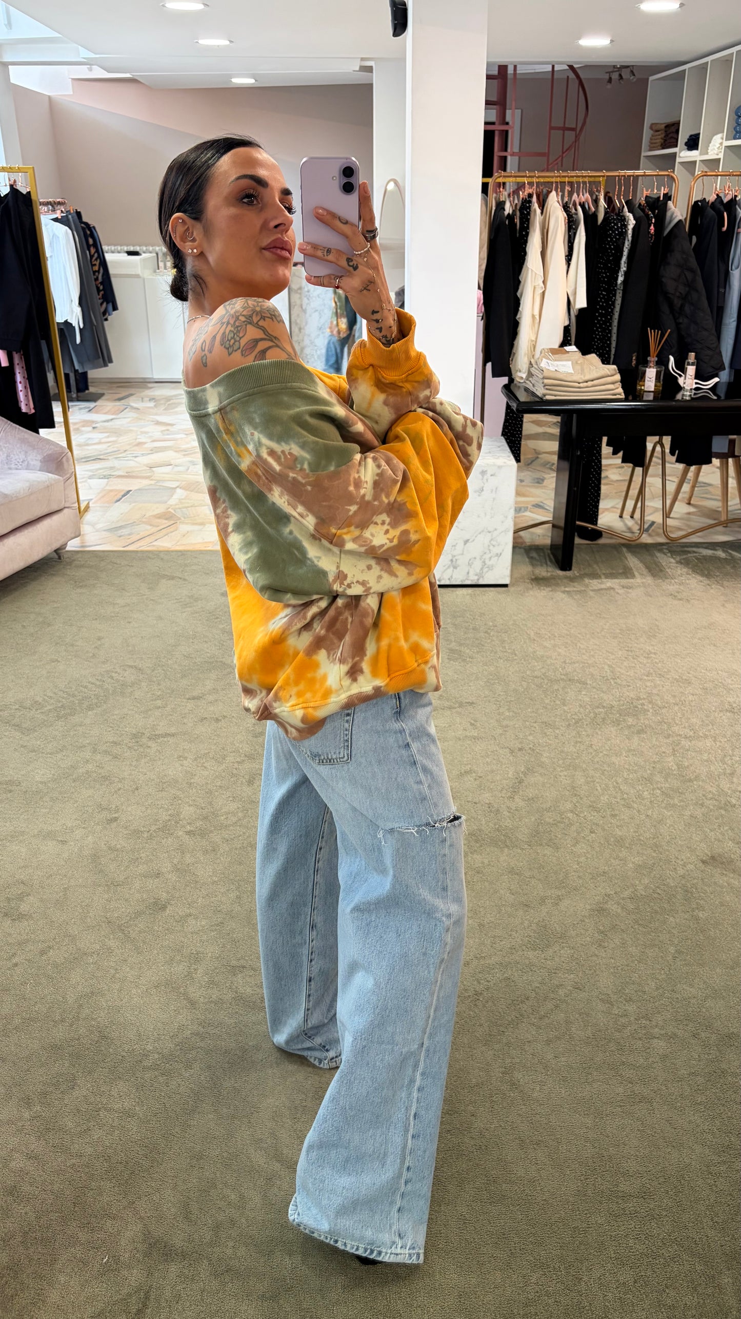 Felpa gialla verde tie-dye scollo a v Don't@Me