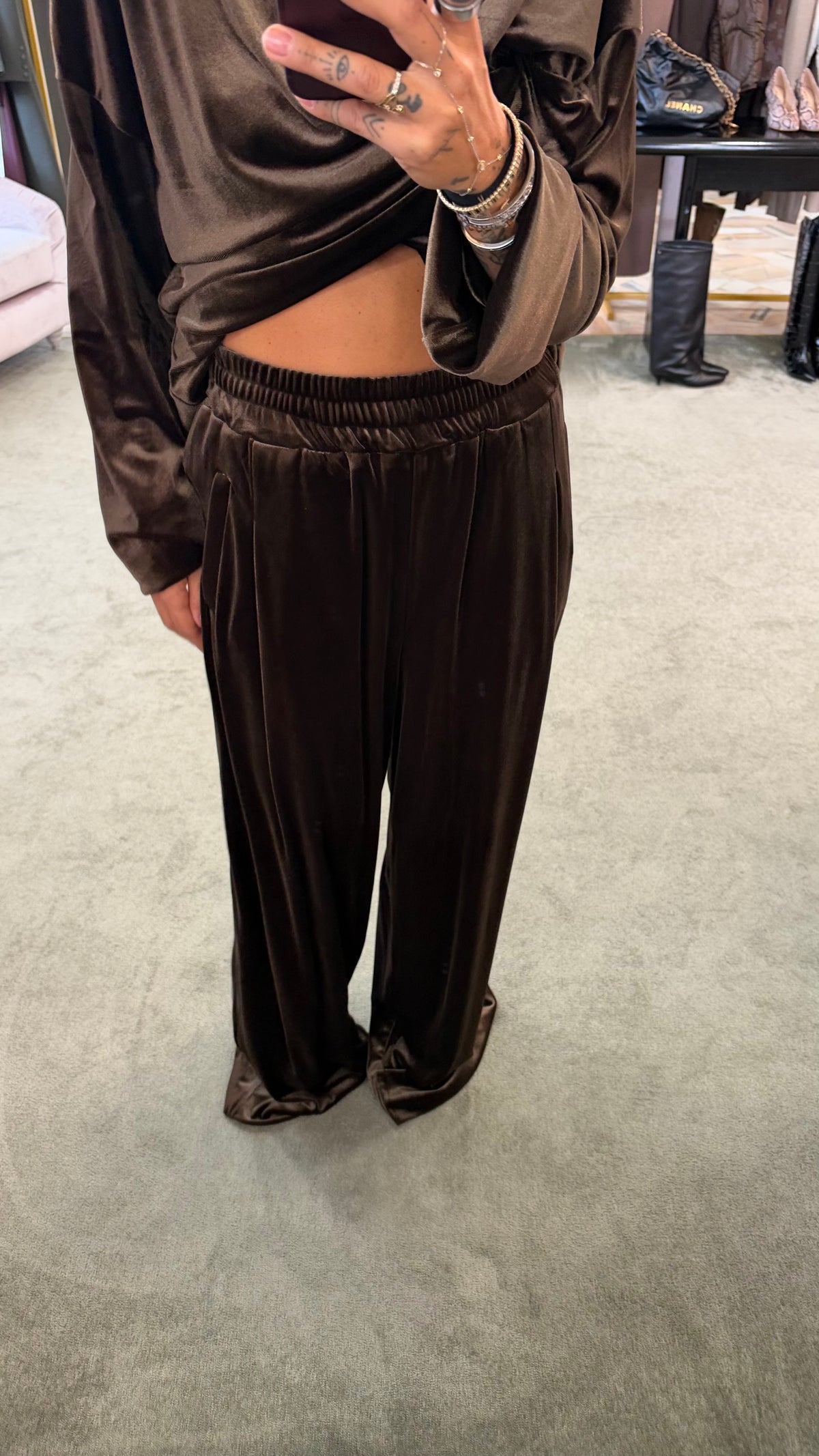 Pantaloni marroni dritti in velluto Don't@Me