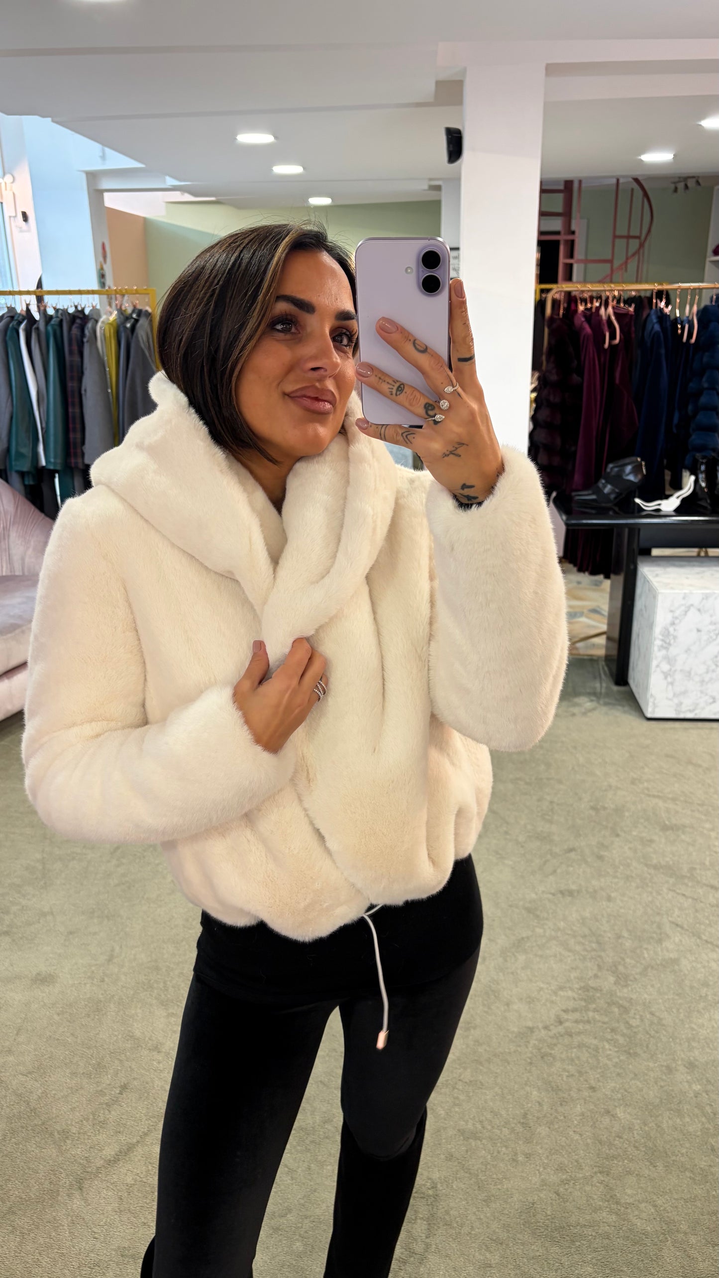 Pelliccia eco visone bianca luxury con cappuccio ys