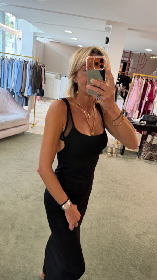 Abito lungo nero schiena nuda e inserti in tulle ks