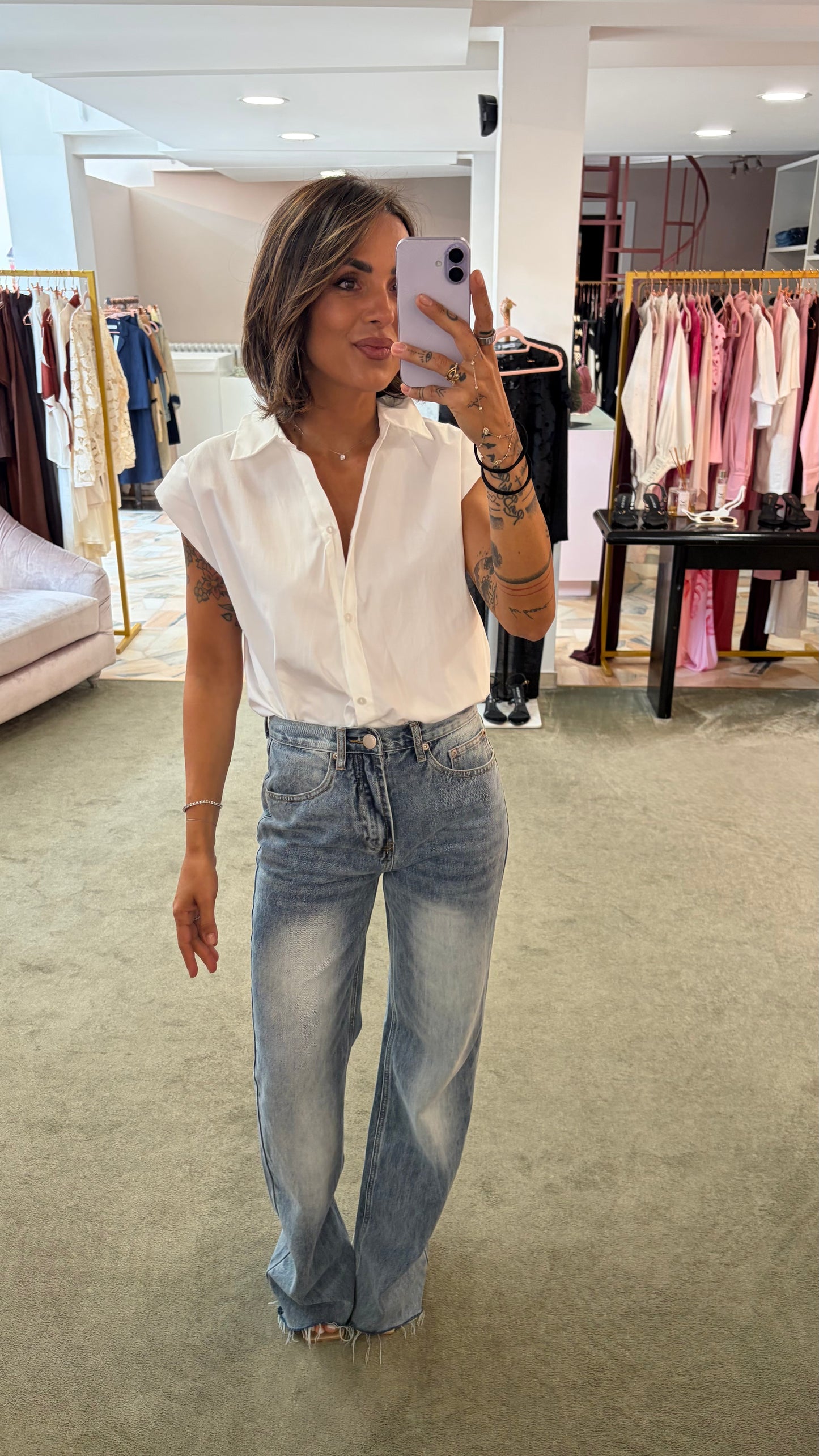 Camicia bianca manica scesa con elastico in vita sy
