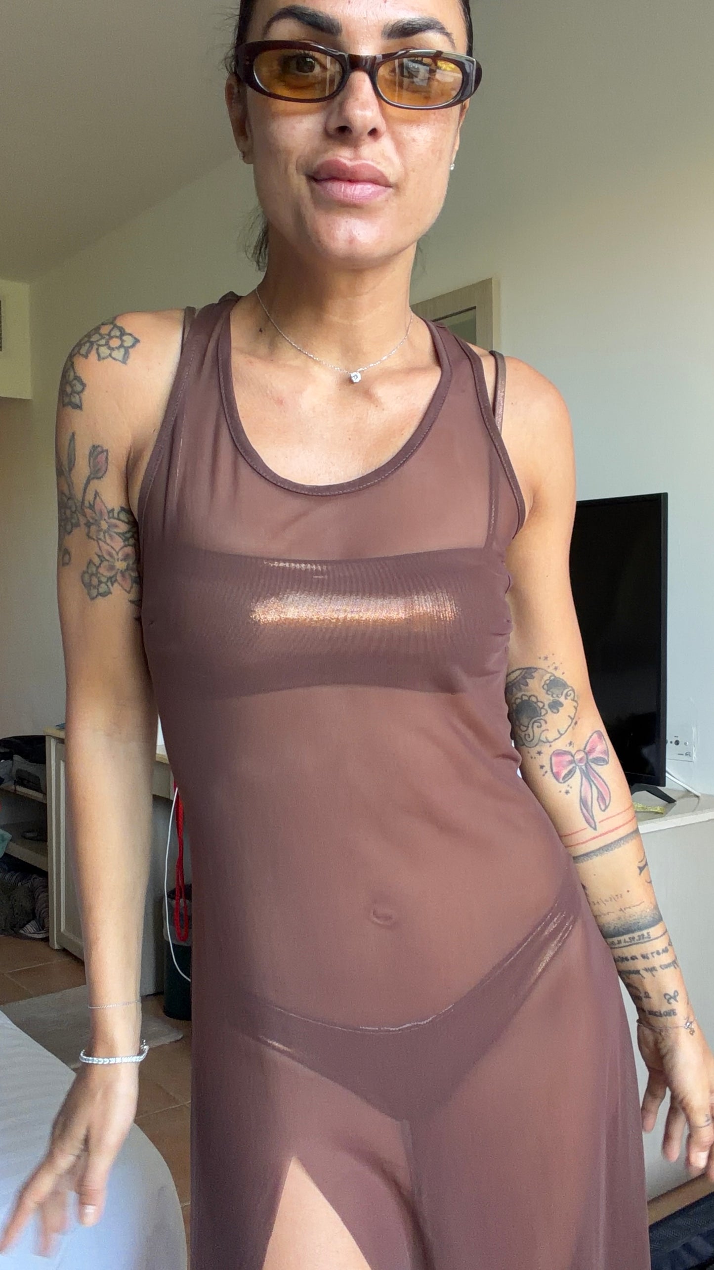 Abito lungo cioccolato in tulle trasparente Matinée