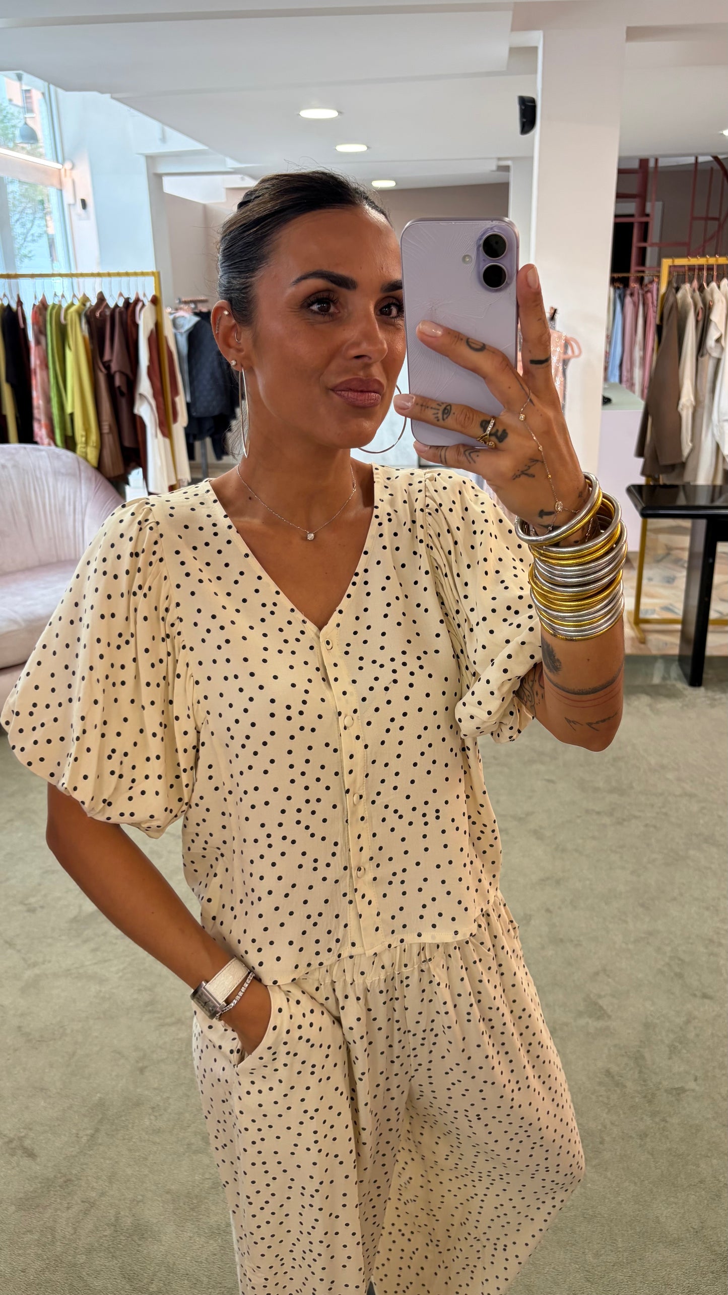 Blusa panna a pois manica corta a sbuffo in viscosa sy