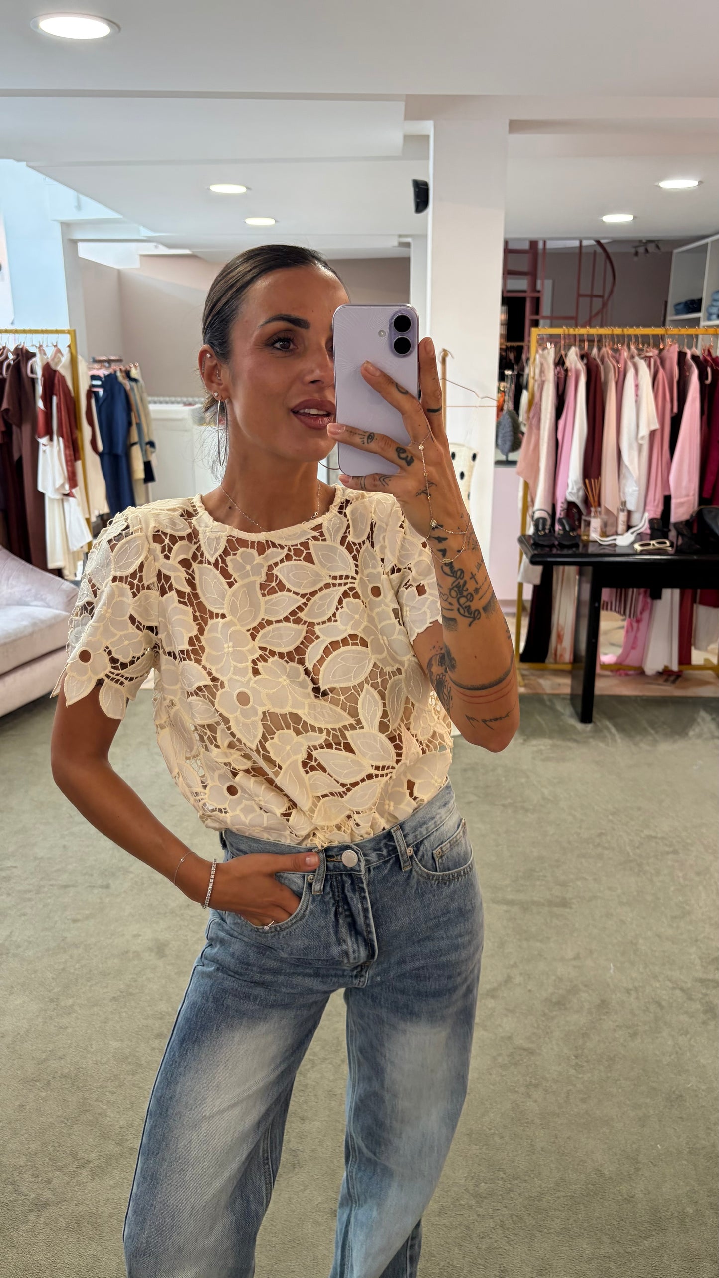 Maglia crema foglie traforata manica corta sy