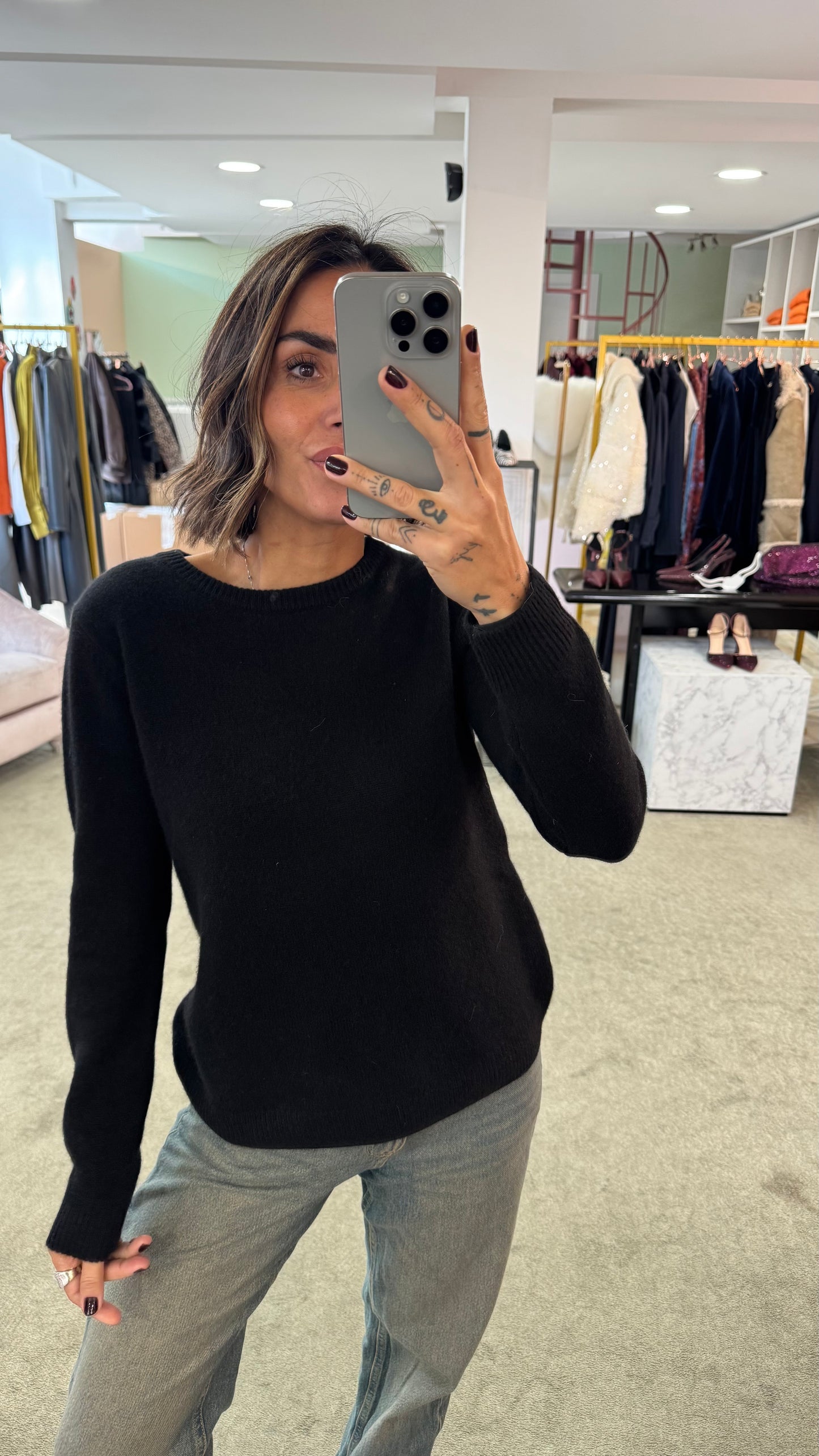 Maglione nero girocollo in cashmere sl