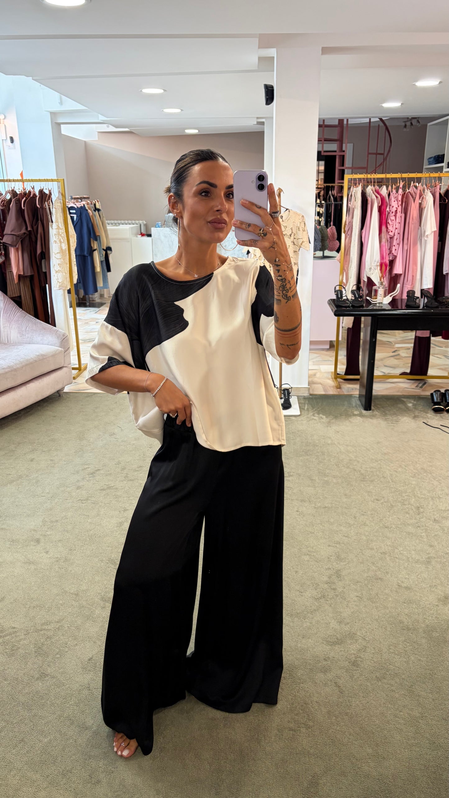 Blusa panna fantasia foglie nere ay