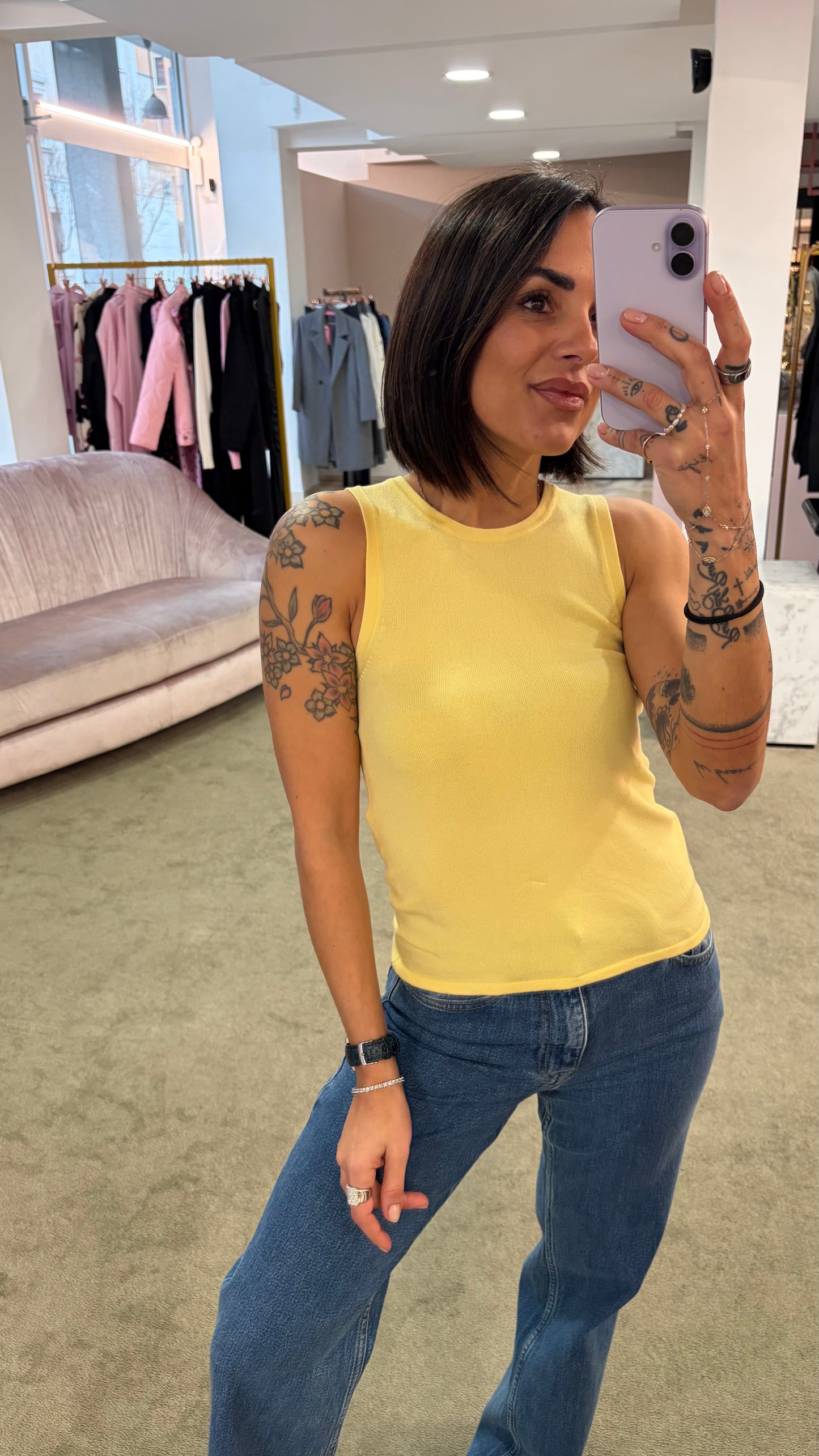 Canotta in maglia giallo pastello jx