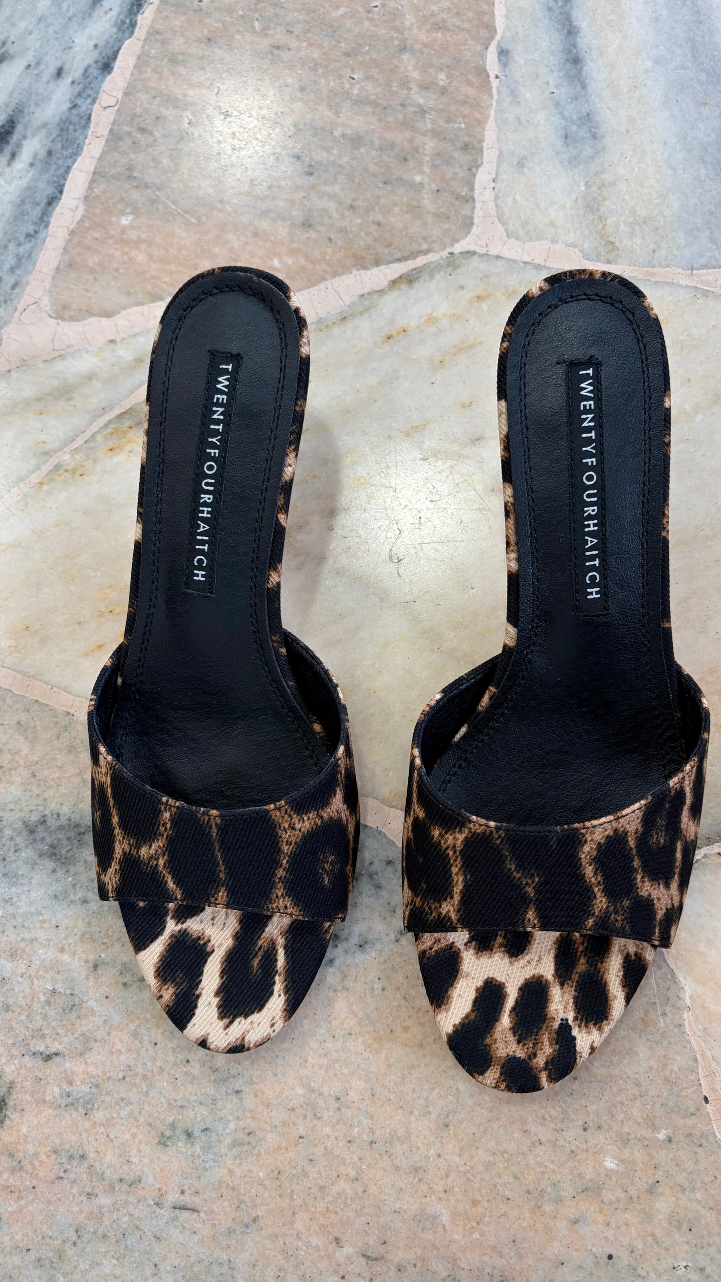 Ciabattina mules leopardata