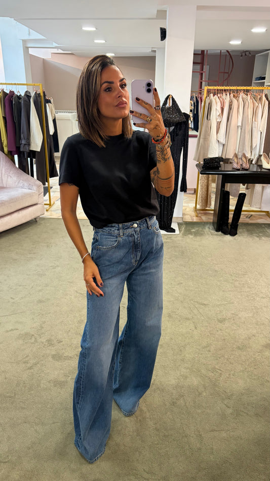 T-shirt regular naima manica corta nera aw