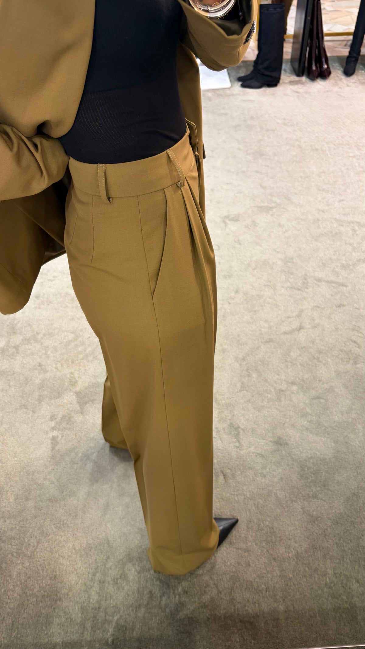 Pantaloni verdi oliva wide leg Actualee