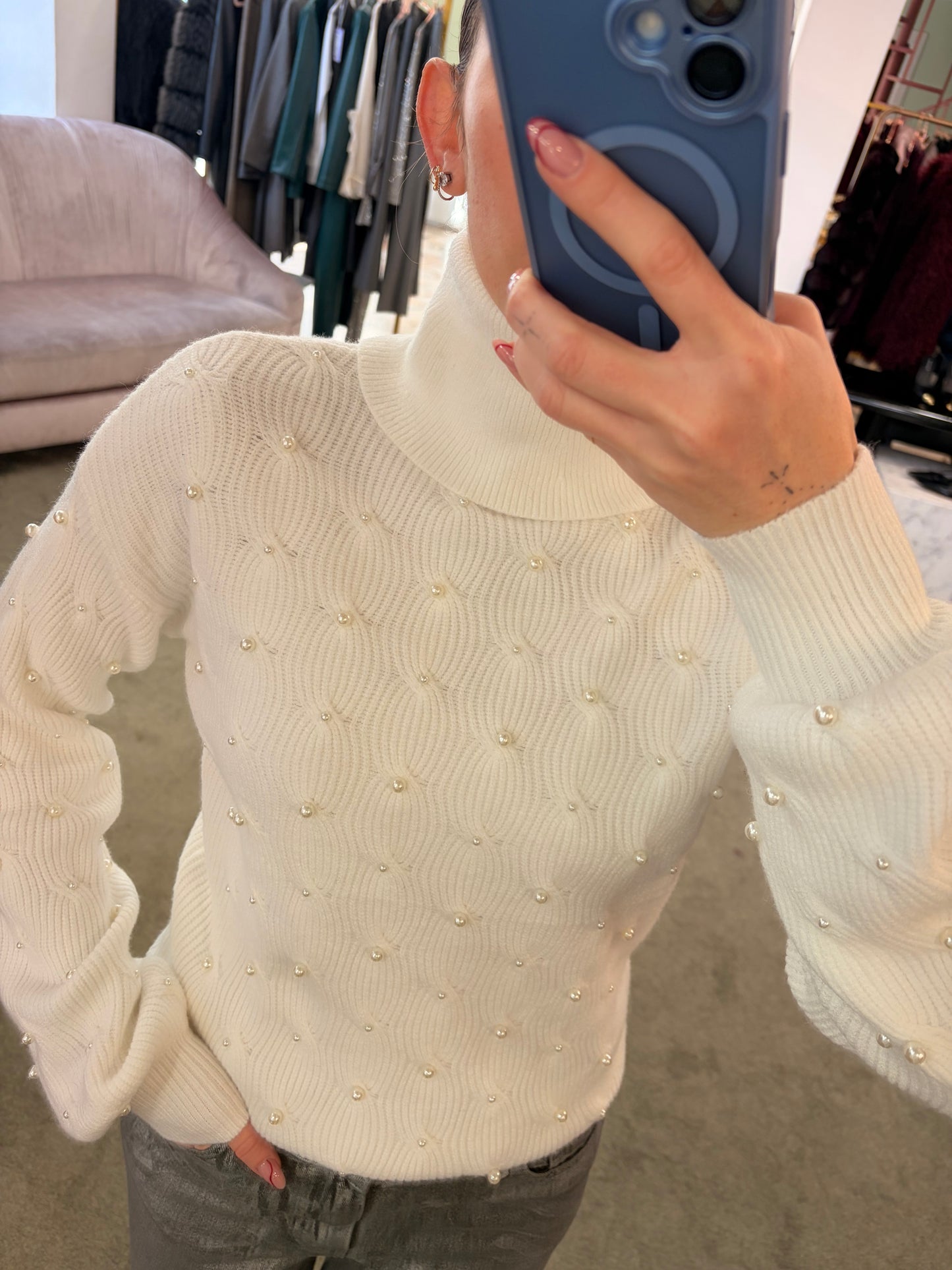 Dolcevita bianco a trecce con perle fr