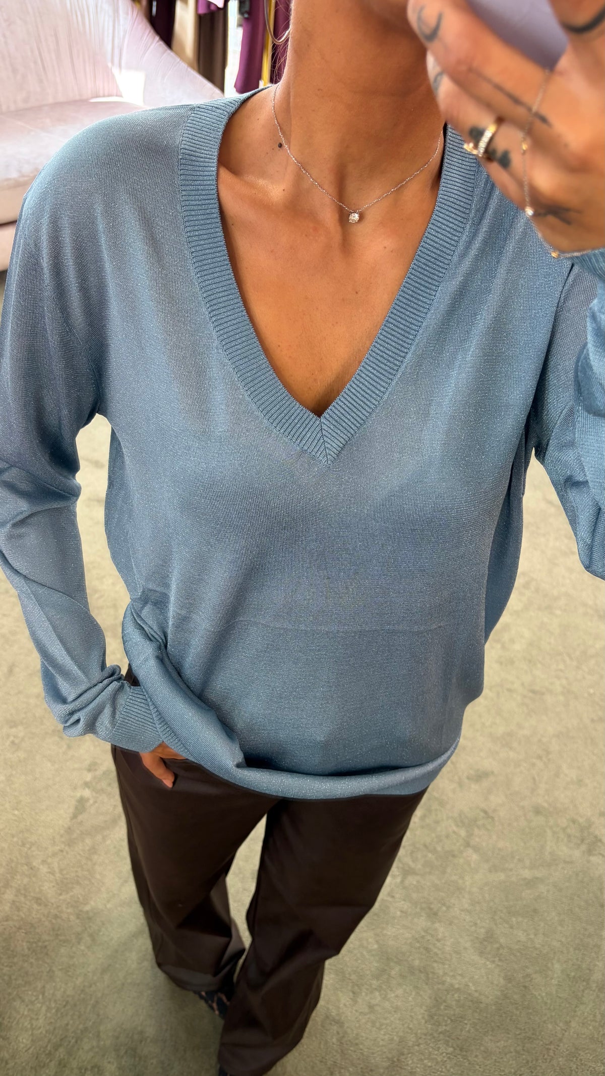 Maglia azzurra lurex scollo a v maniche lunghe fr