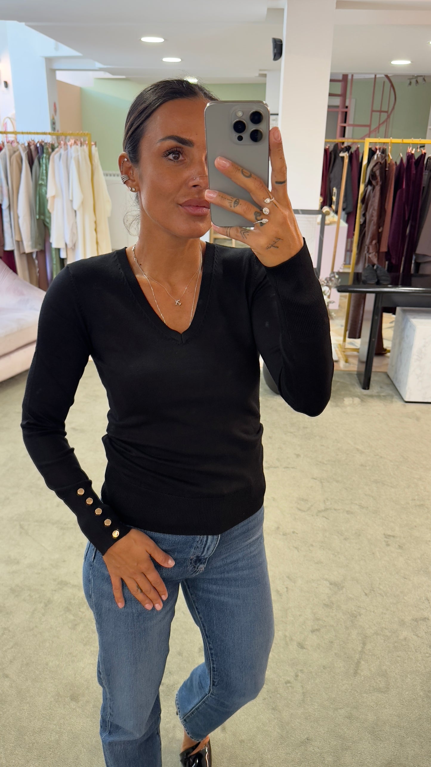 Maglione nero scollo a v in viscosa fr