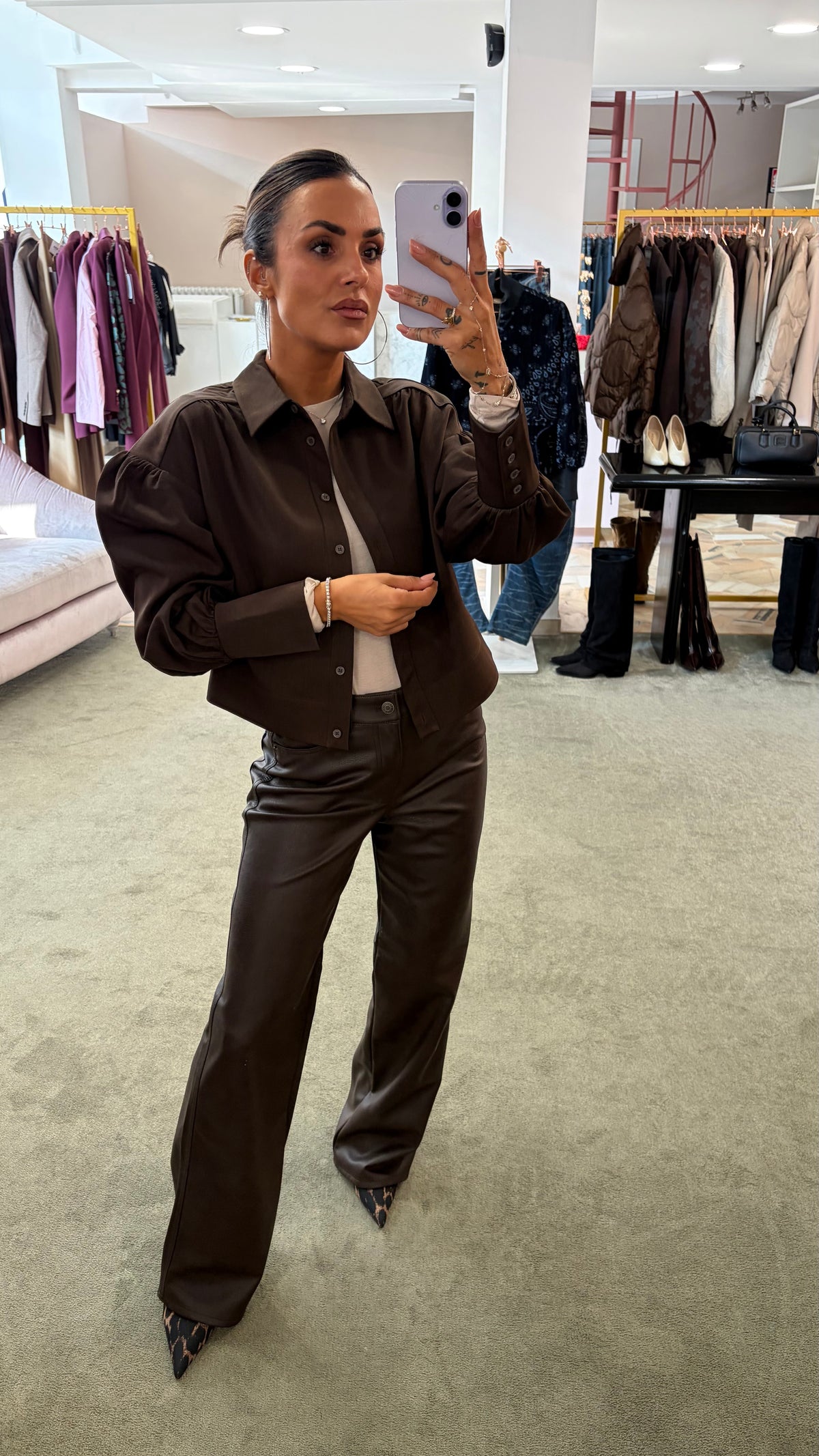Giacca camicia marrone manica a sbuffo ay