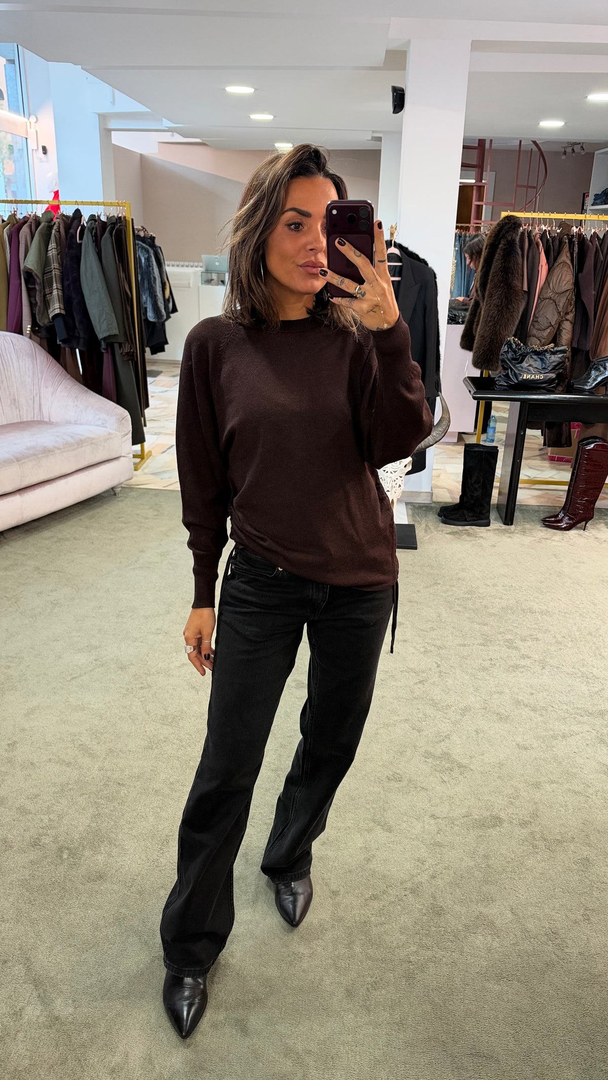 Maglione marrone cioccolato con coulisse laterale sy