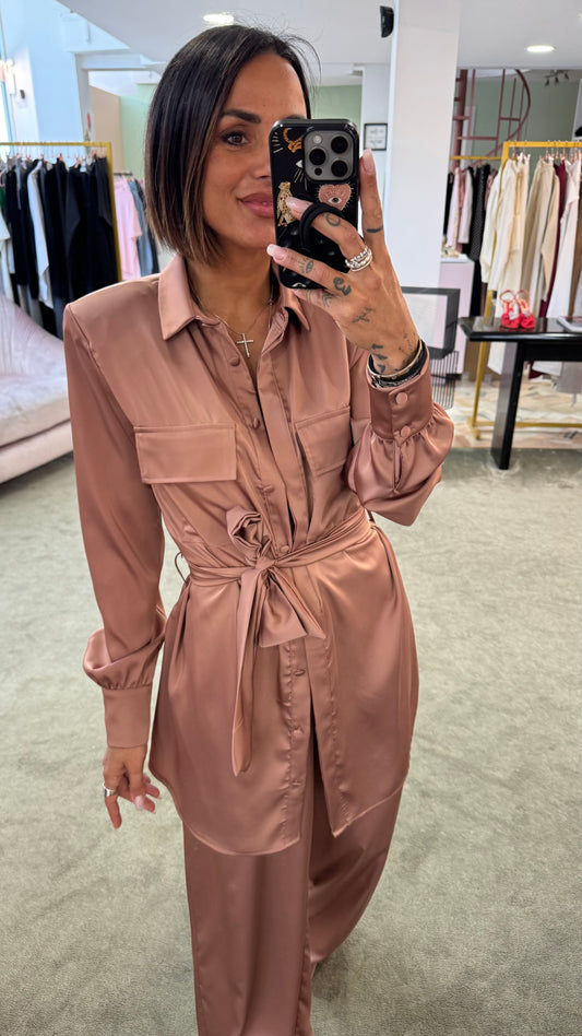 Maxi blusa rosa blush con cintura in satin ks