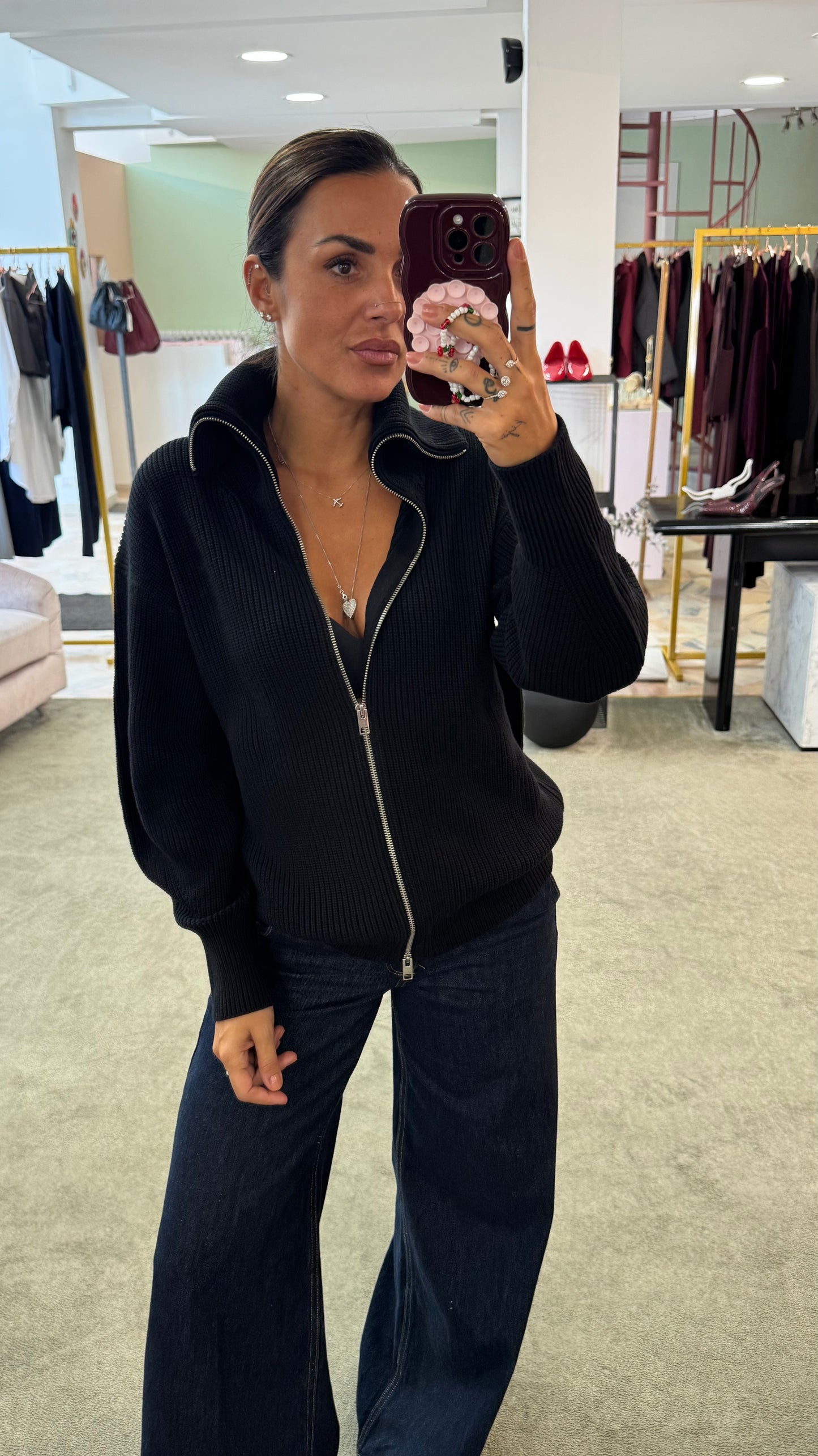 Maglione nero con zip a costine jx